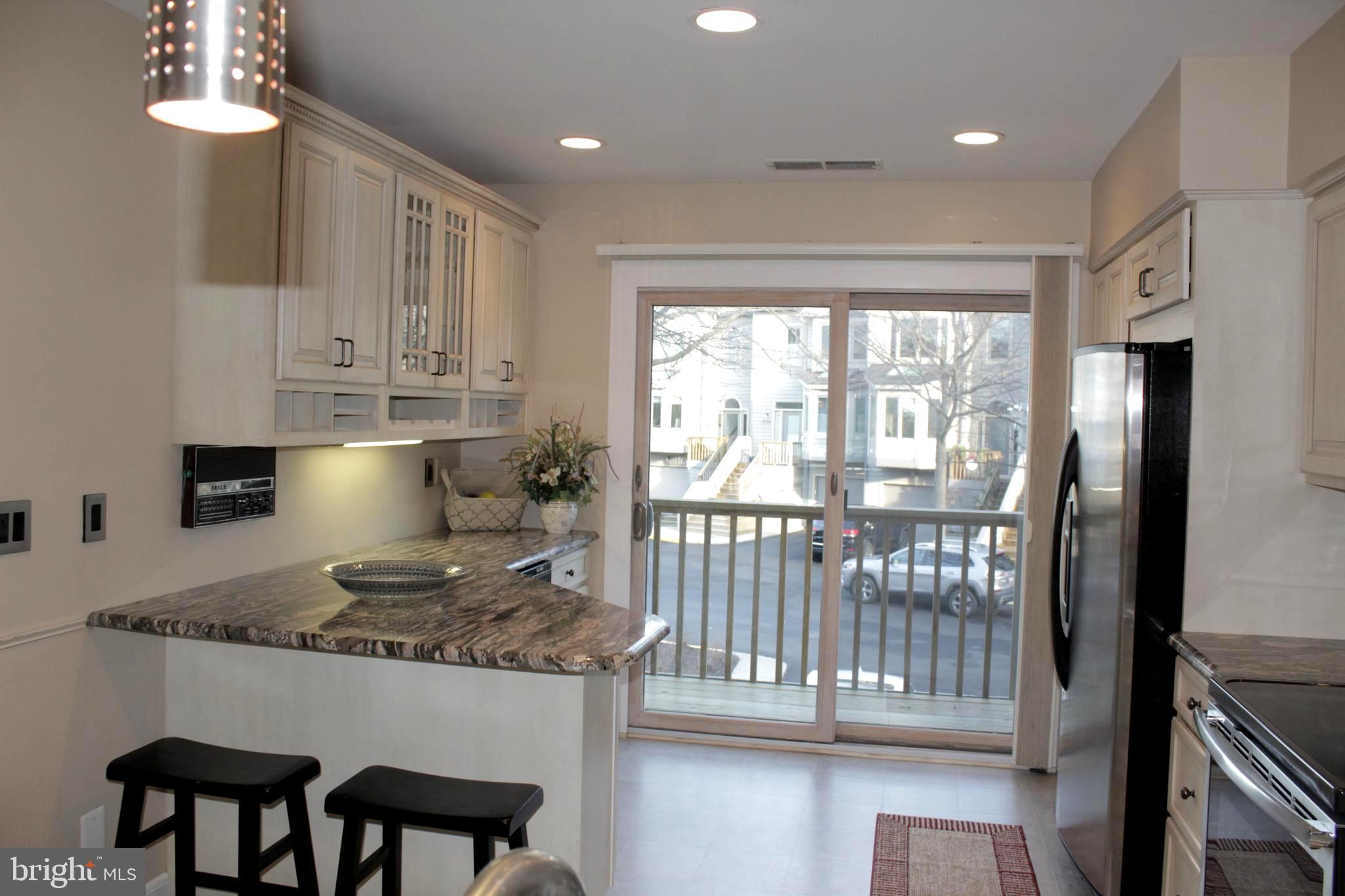 VILLAGE OF CHESAPEAKE HARBOUR - Residential