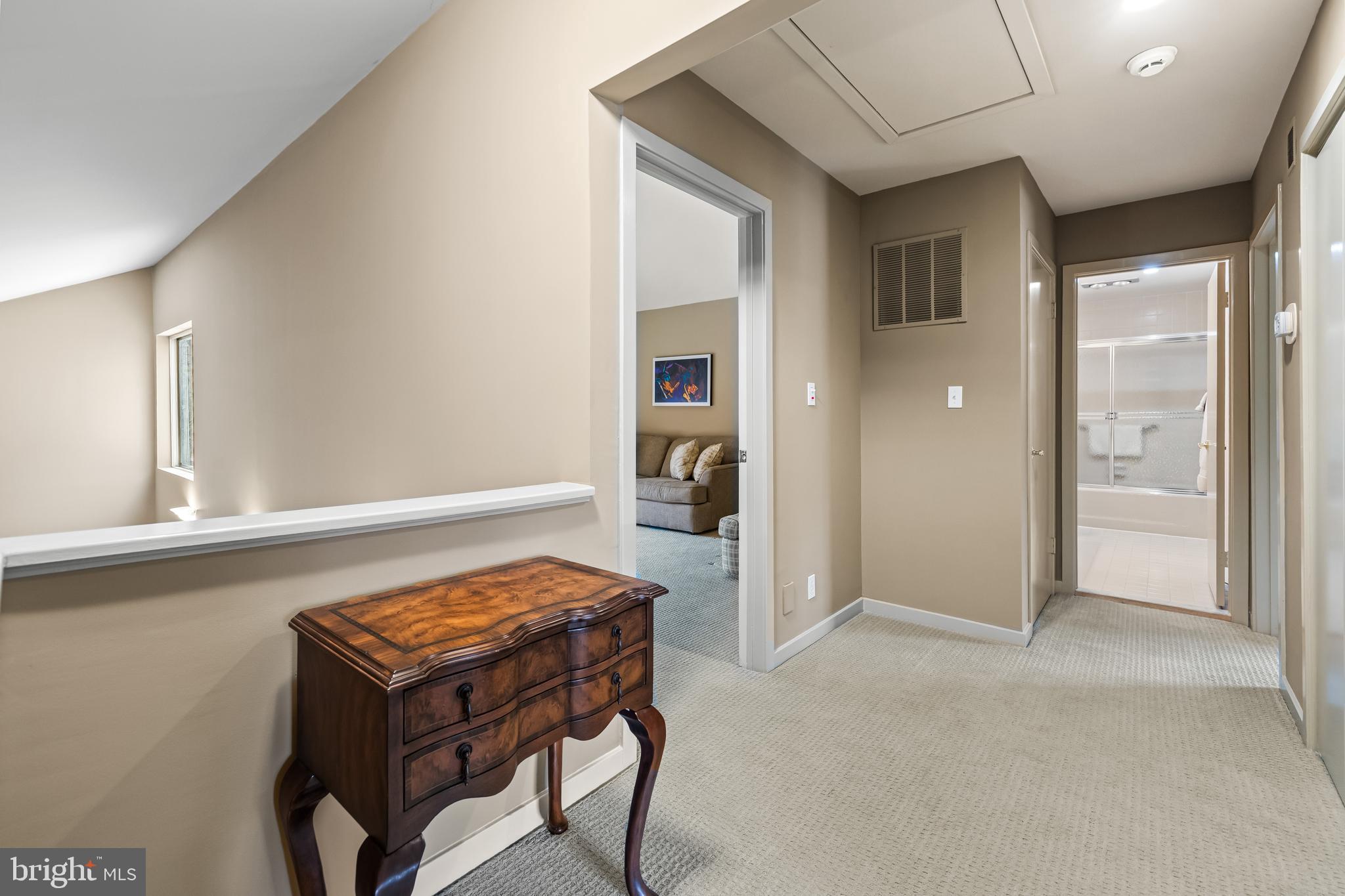 REGENCY PARK - Residential