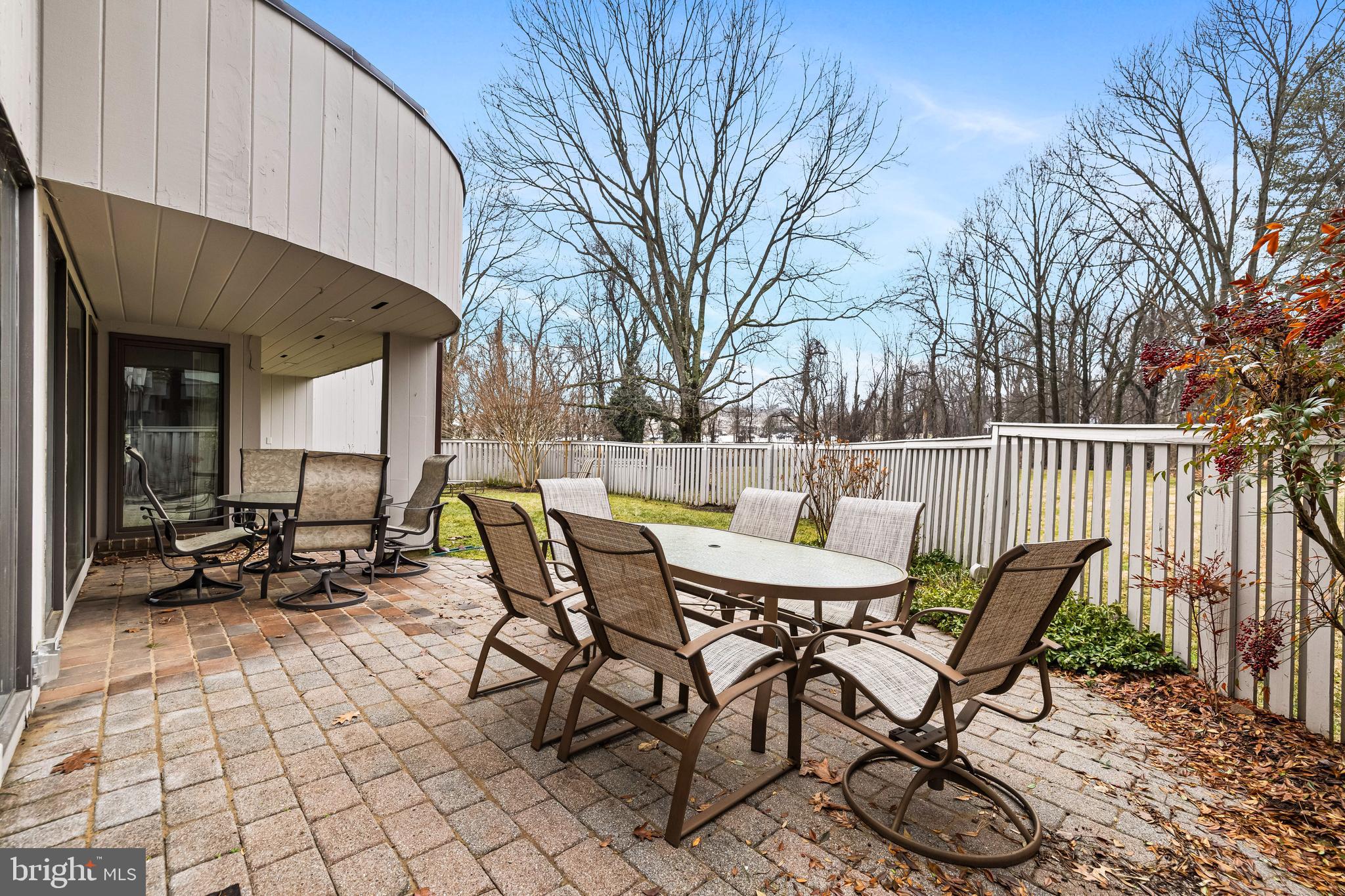 REGENCY PARK - Residential