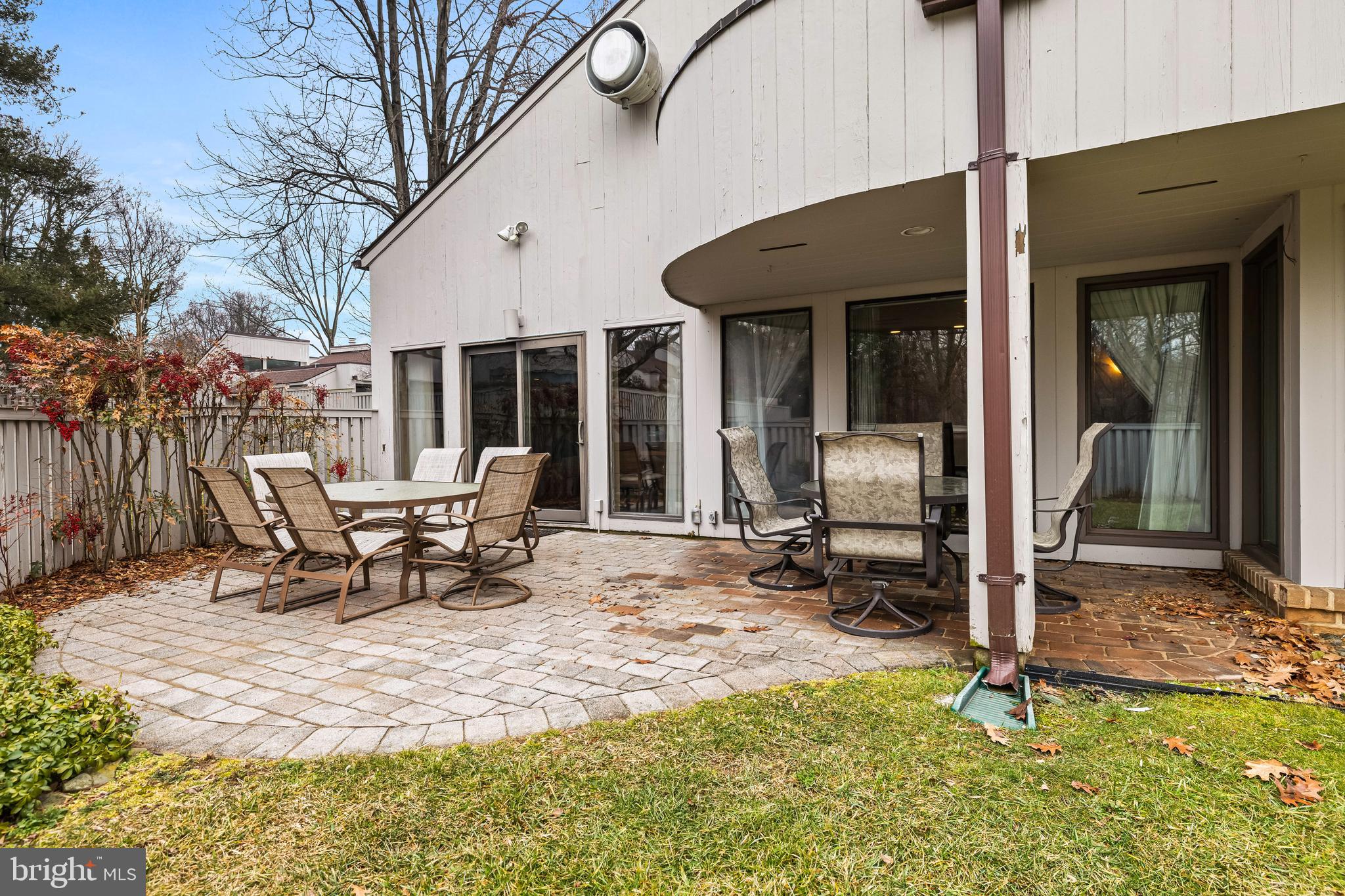 REGENCY PARK - Residential