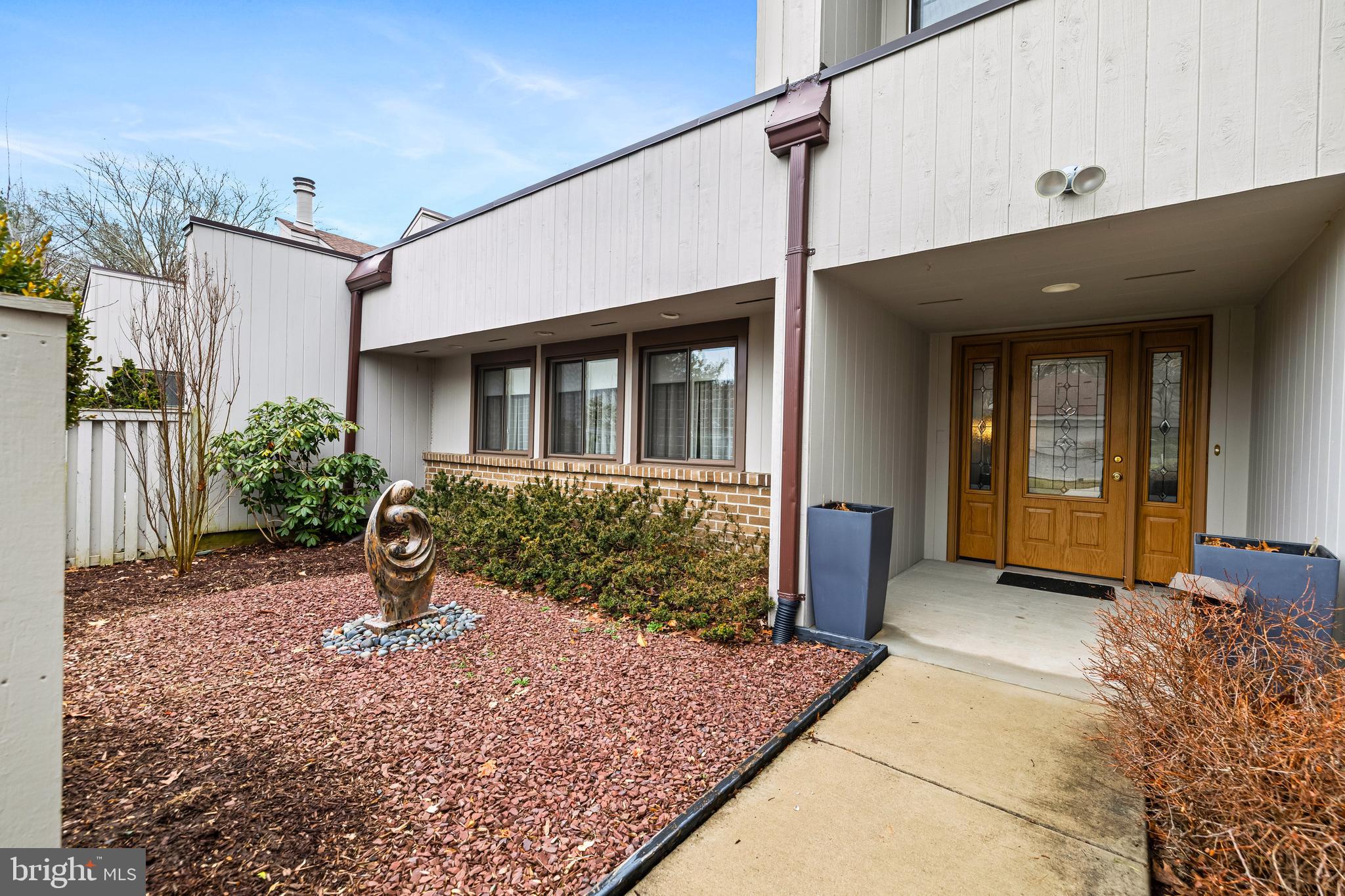 REGENCY PARK - Residential