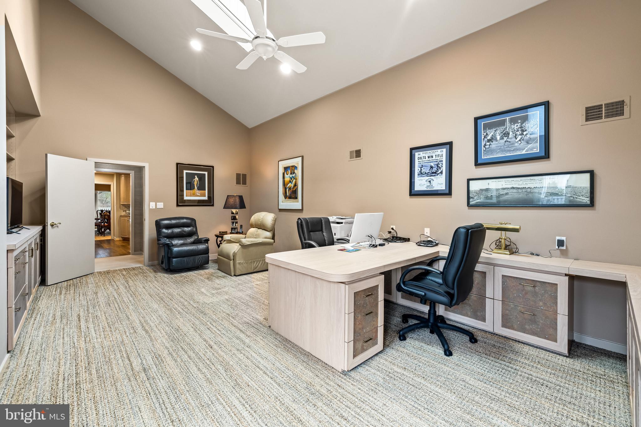 REGENCY PARK - Residential