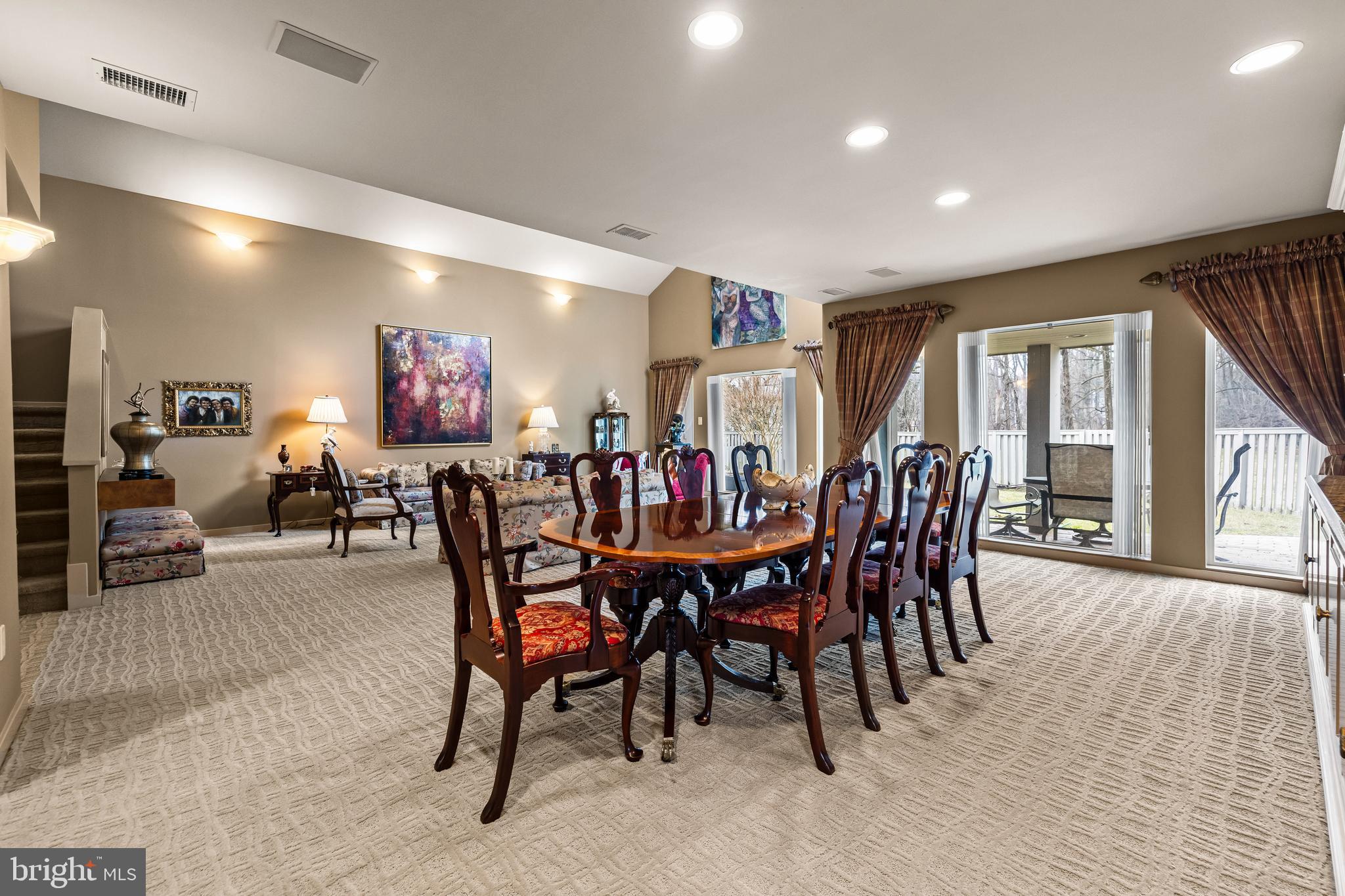 REGENCY PARK - Residential