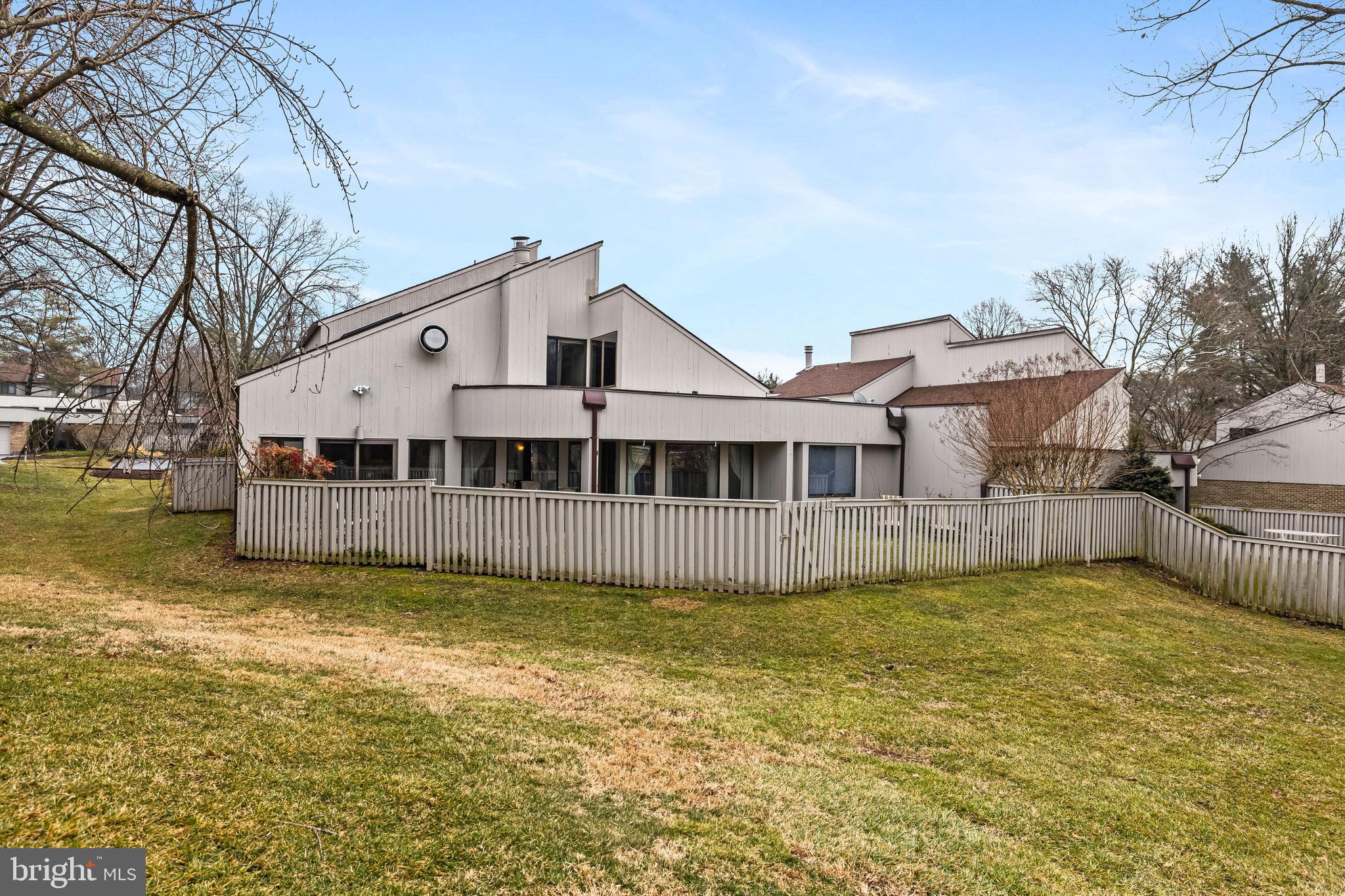 REGENCY PARK - Residential