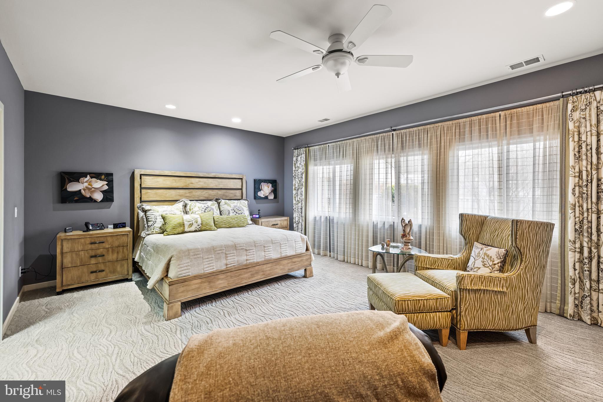 REGENCY PARK - Residential