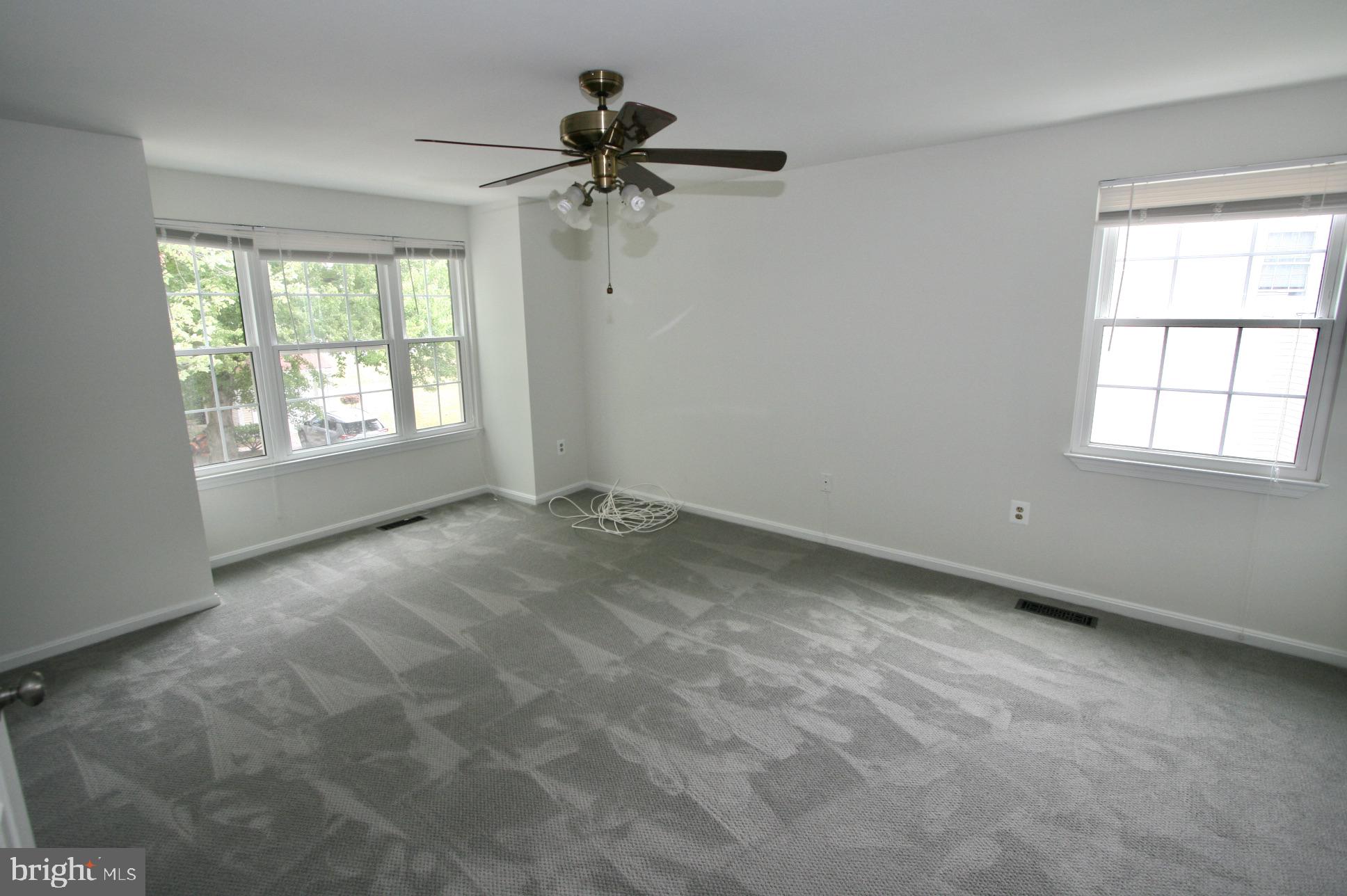 LONGMEAD CROSSING - Residential Lease