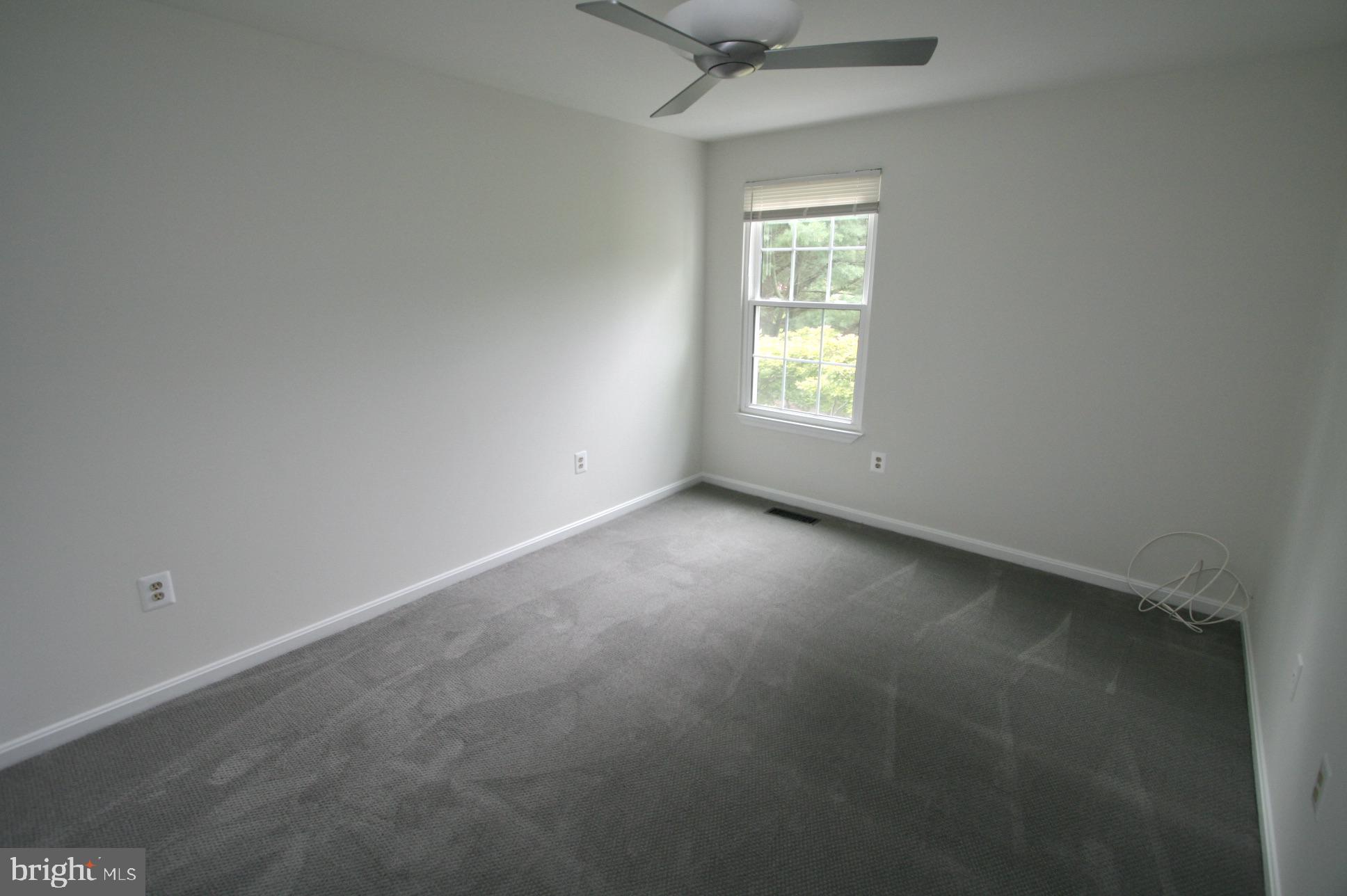 LONGMEAD CROSSING - Residential Lease