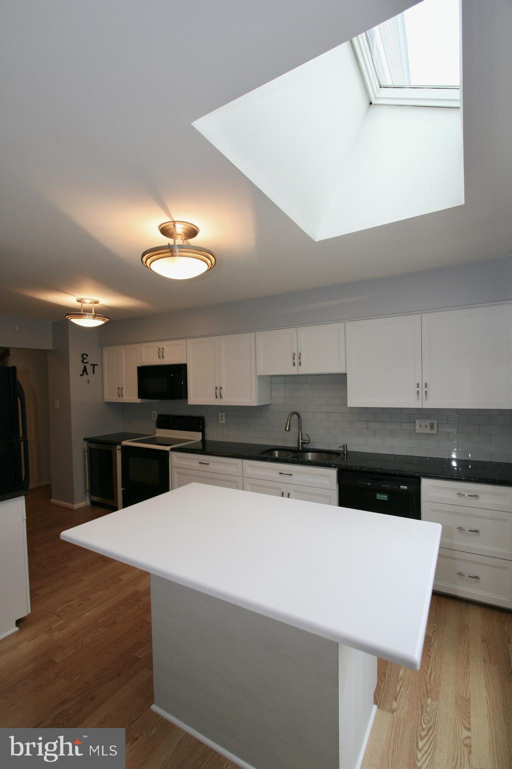 LONGMEAD CROSSING - Residential Lease