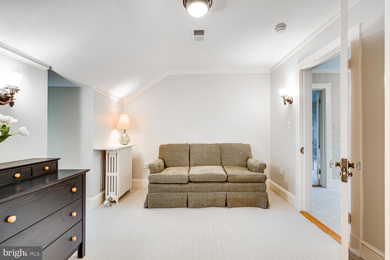 CHEVY CHASE - Residential
