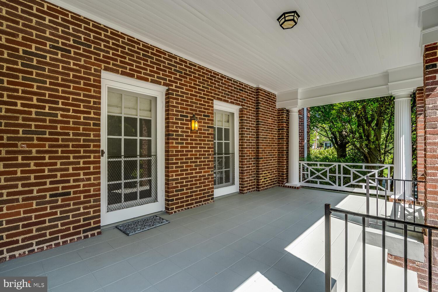 CHEVY CHASE - Residential