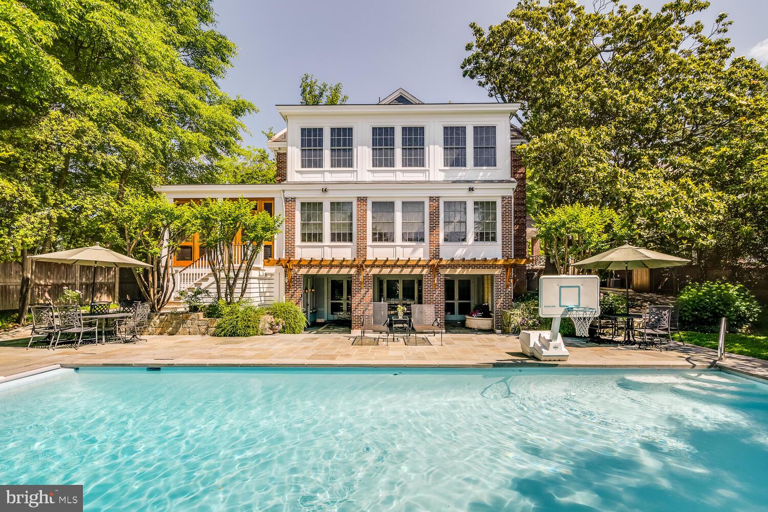 CHEVY CHASE - Residential