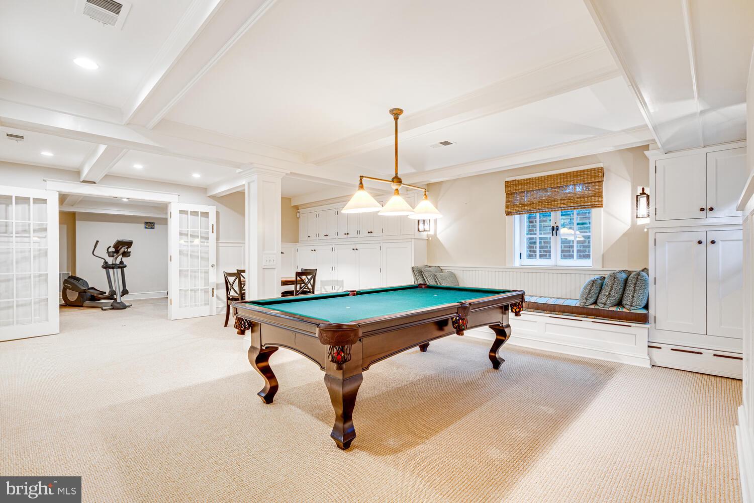 CHEVY CHASE - Residential