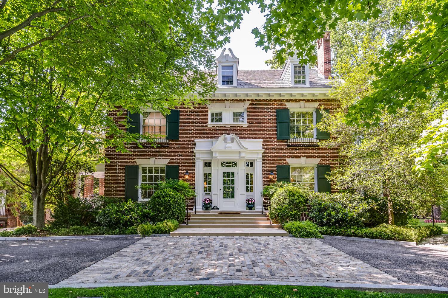 CHEVY CHASE - Residential