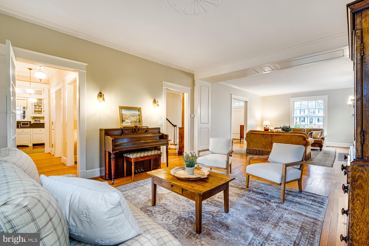 CHEVY CHASE - Residential