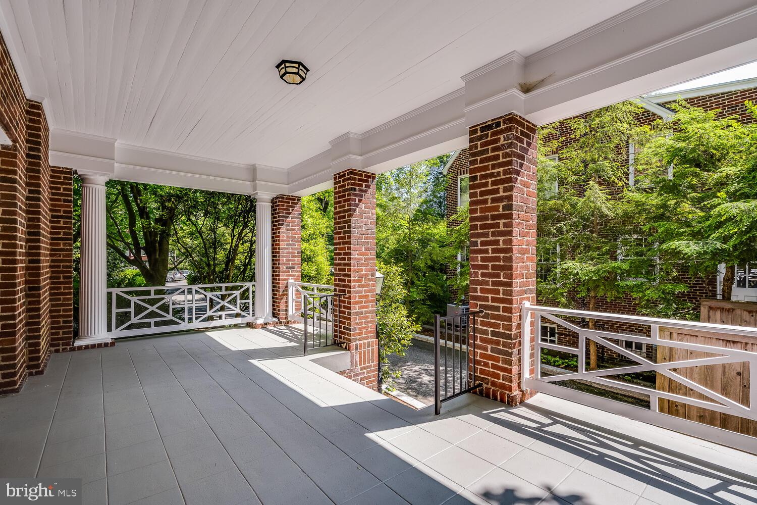 CHEVY CHASE - Residential