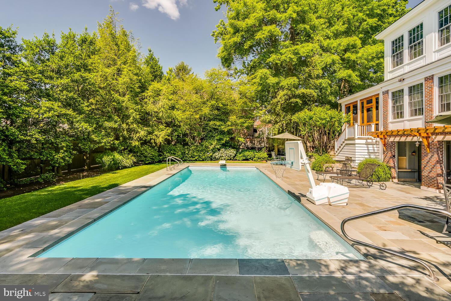 CHEVY CHASE - Residential