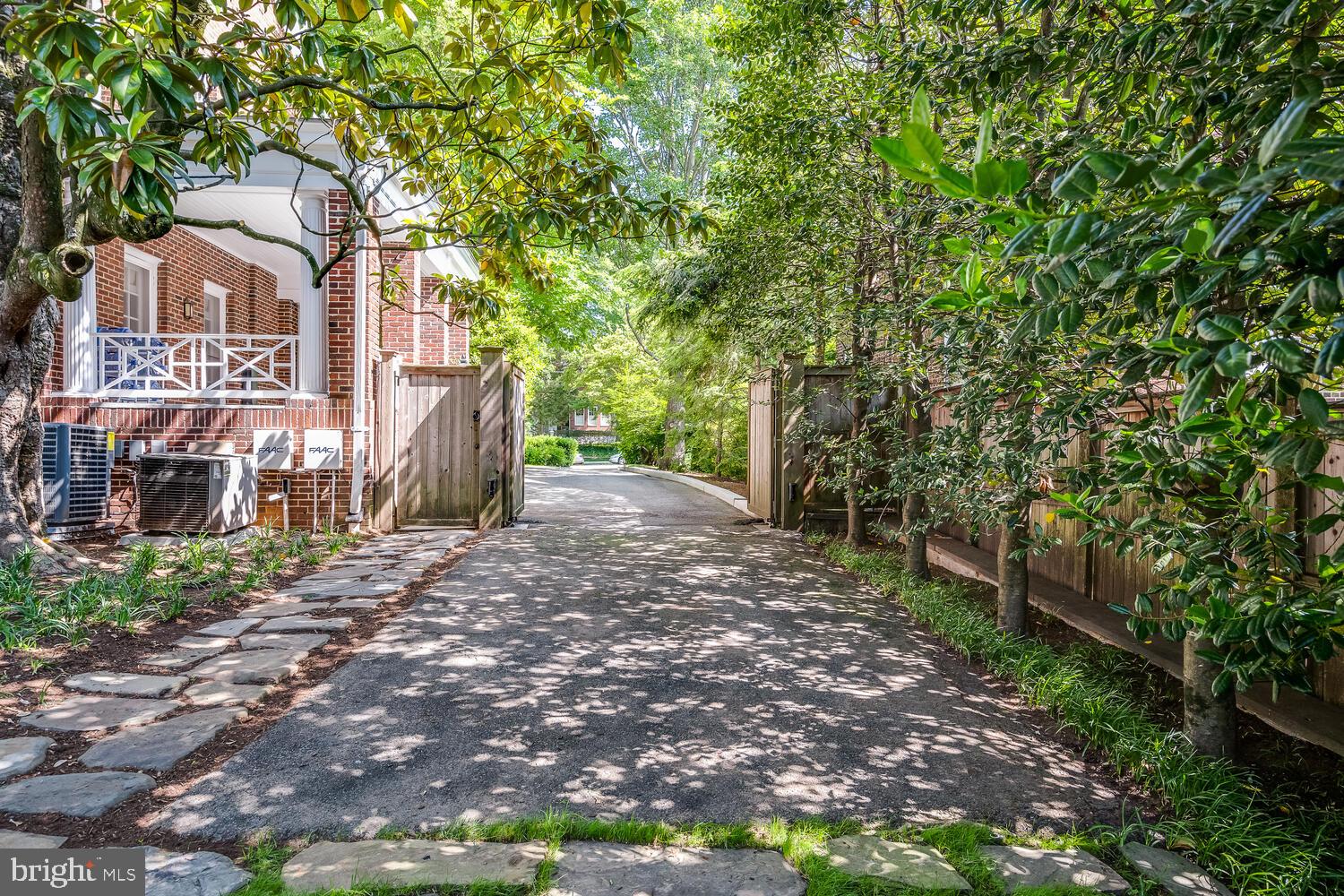 CHEVY CHASE - Residential