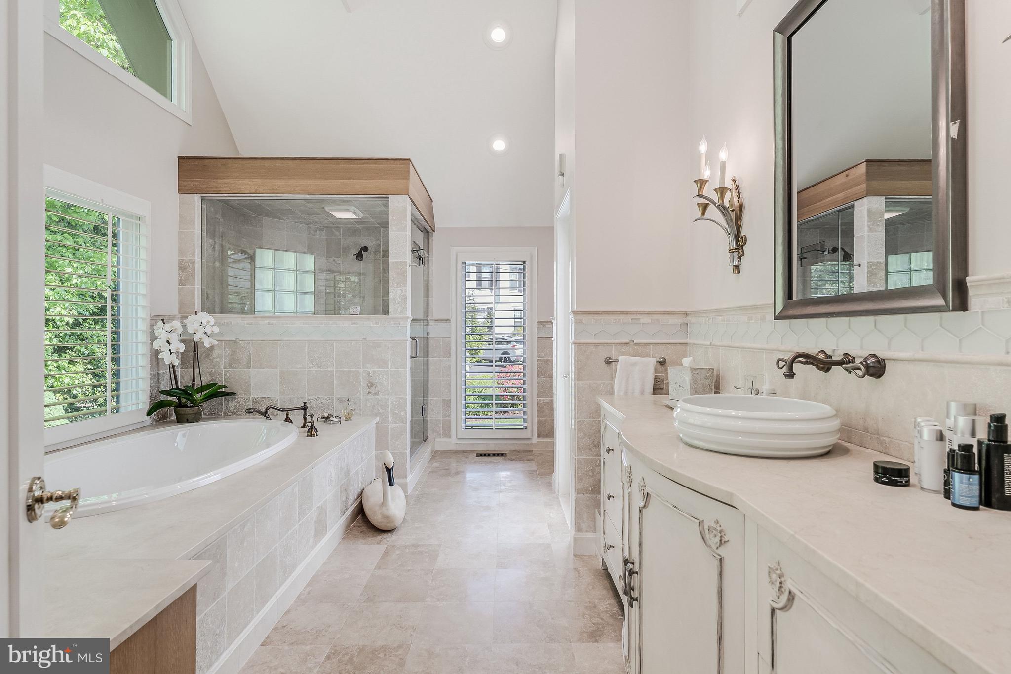 CHEVY CHASE HILLS - Residential