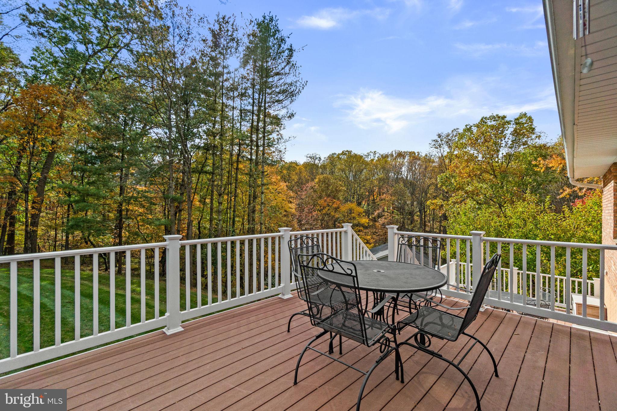 STRAWBRIDGE ESTATES - Residential