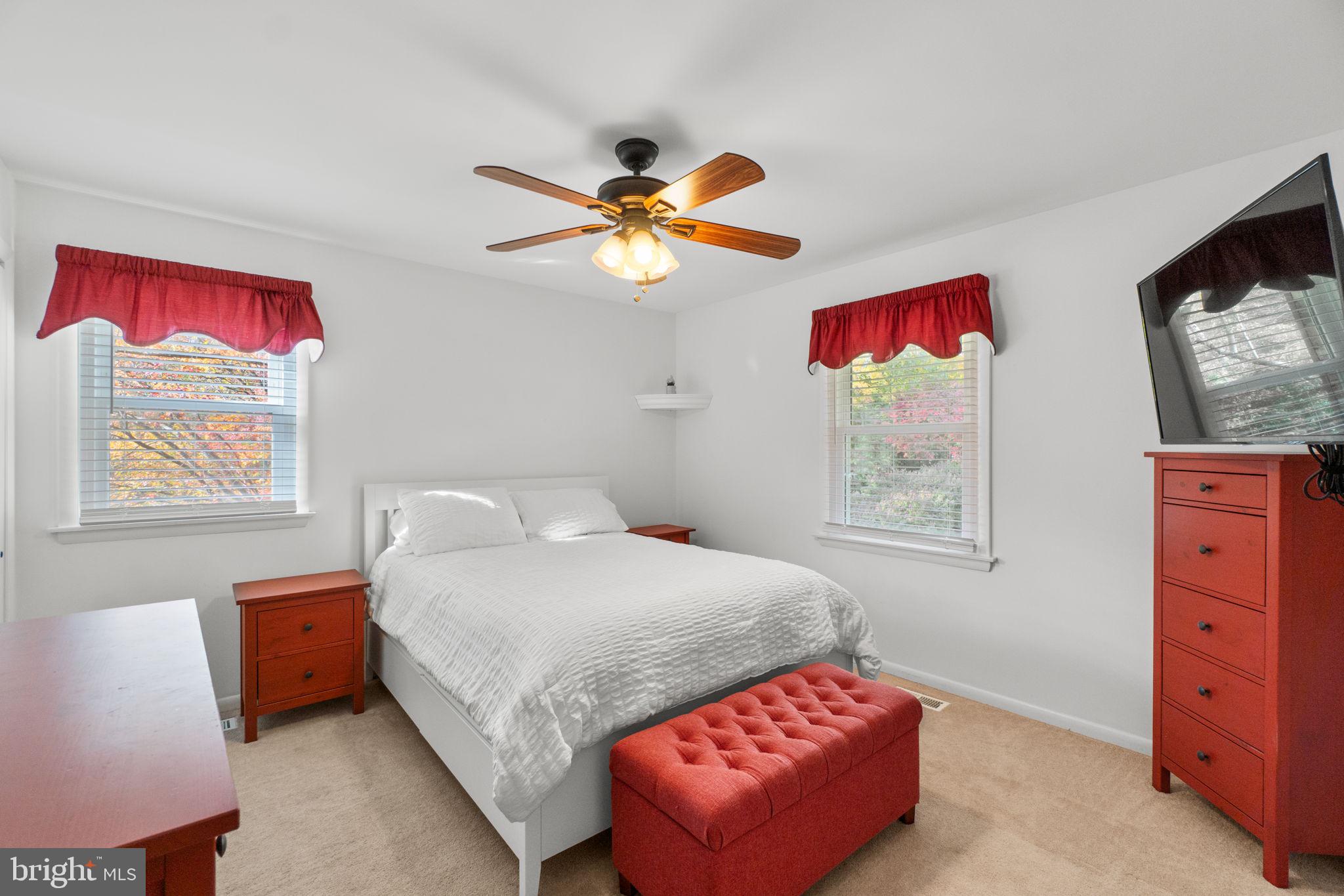 STRAWBRIDGE ESTATES - Residential