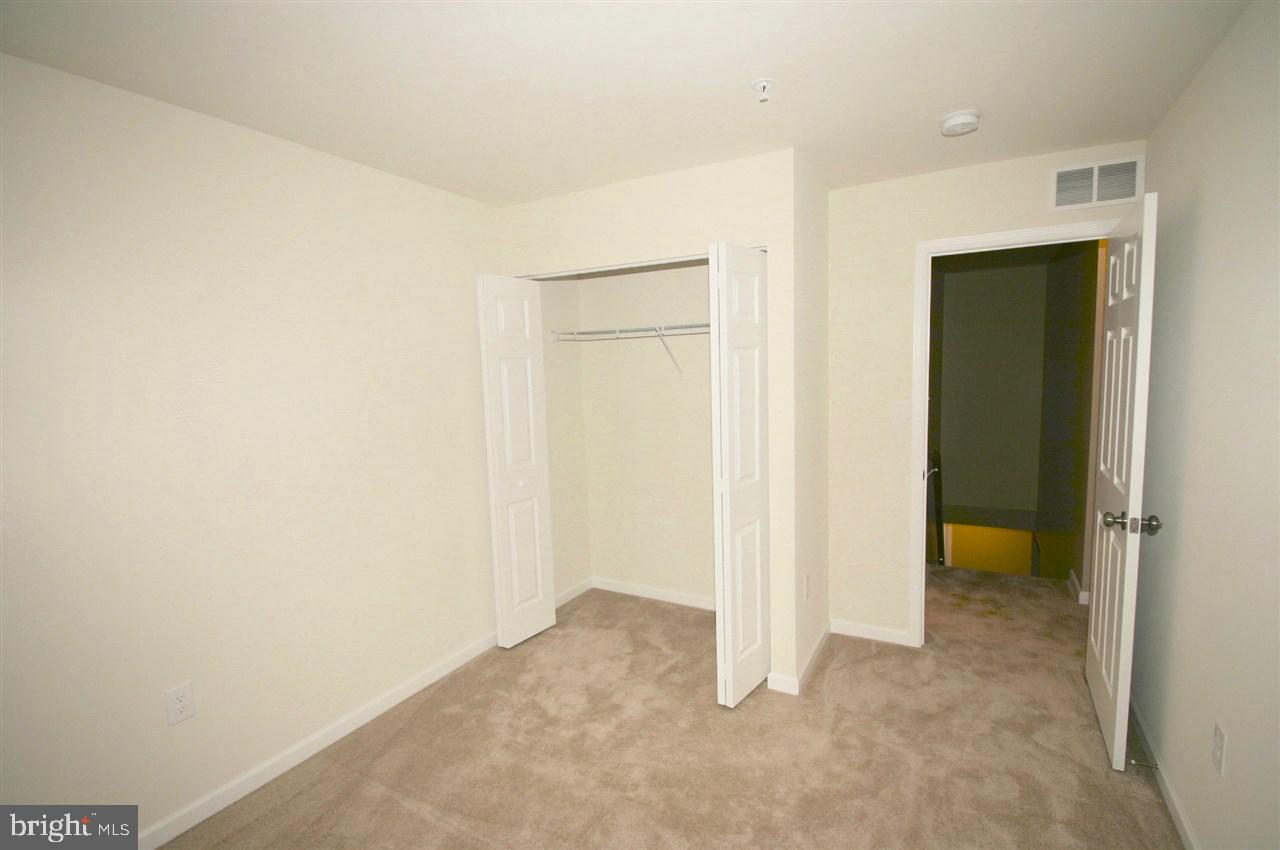 WOODRIDGE - Residential