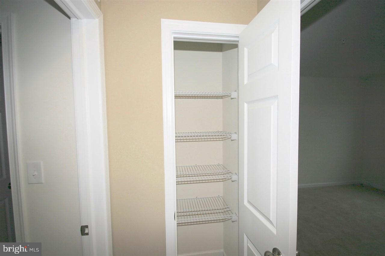 WOODRIDGE - Residential