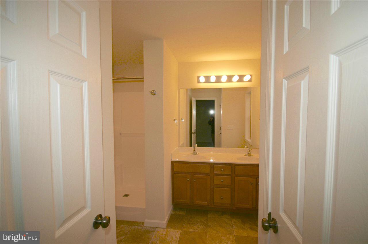 WOODRIDGE - Residential