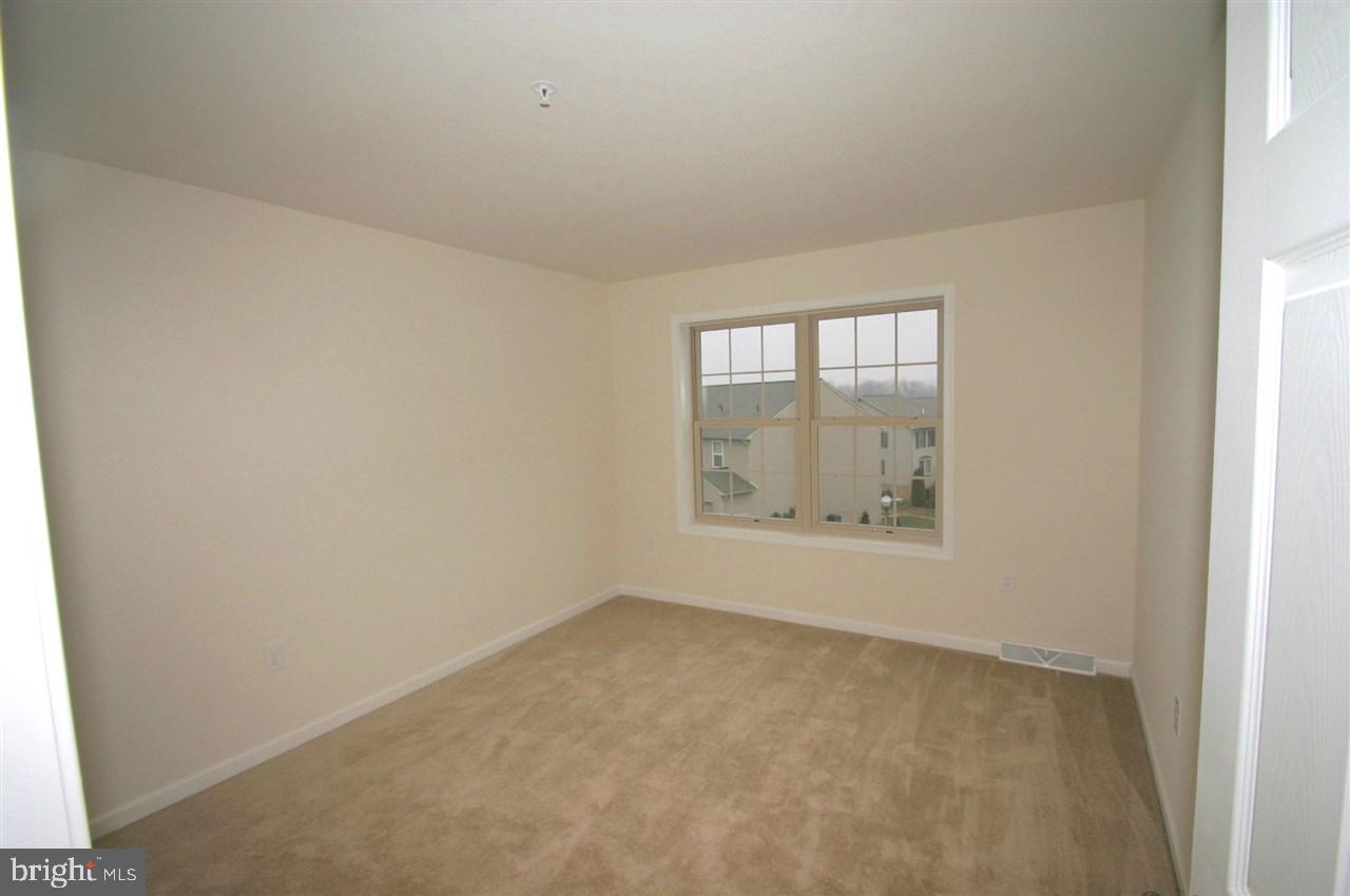 WOODRIDGE - Residential