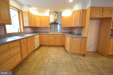 417 TASKER STREET RIDLEY PARK PA 19078