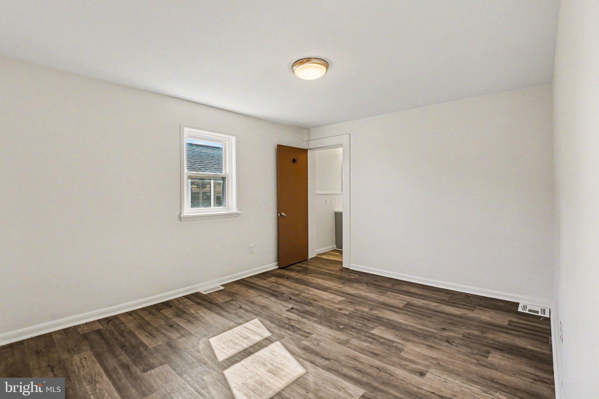 SOUTH LEBANON AREA - Residential