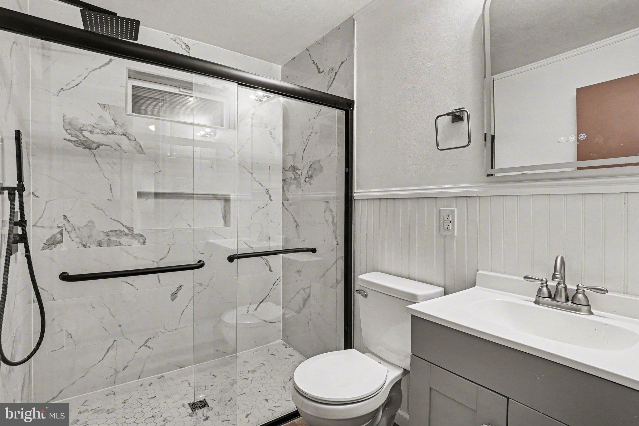 SOUTH LEBANON AREA - Residential