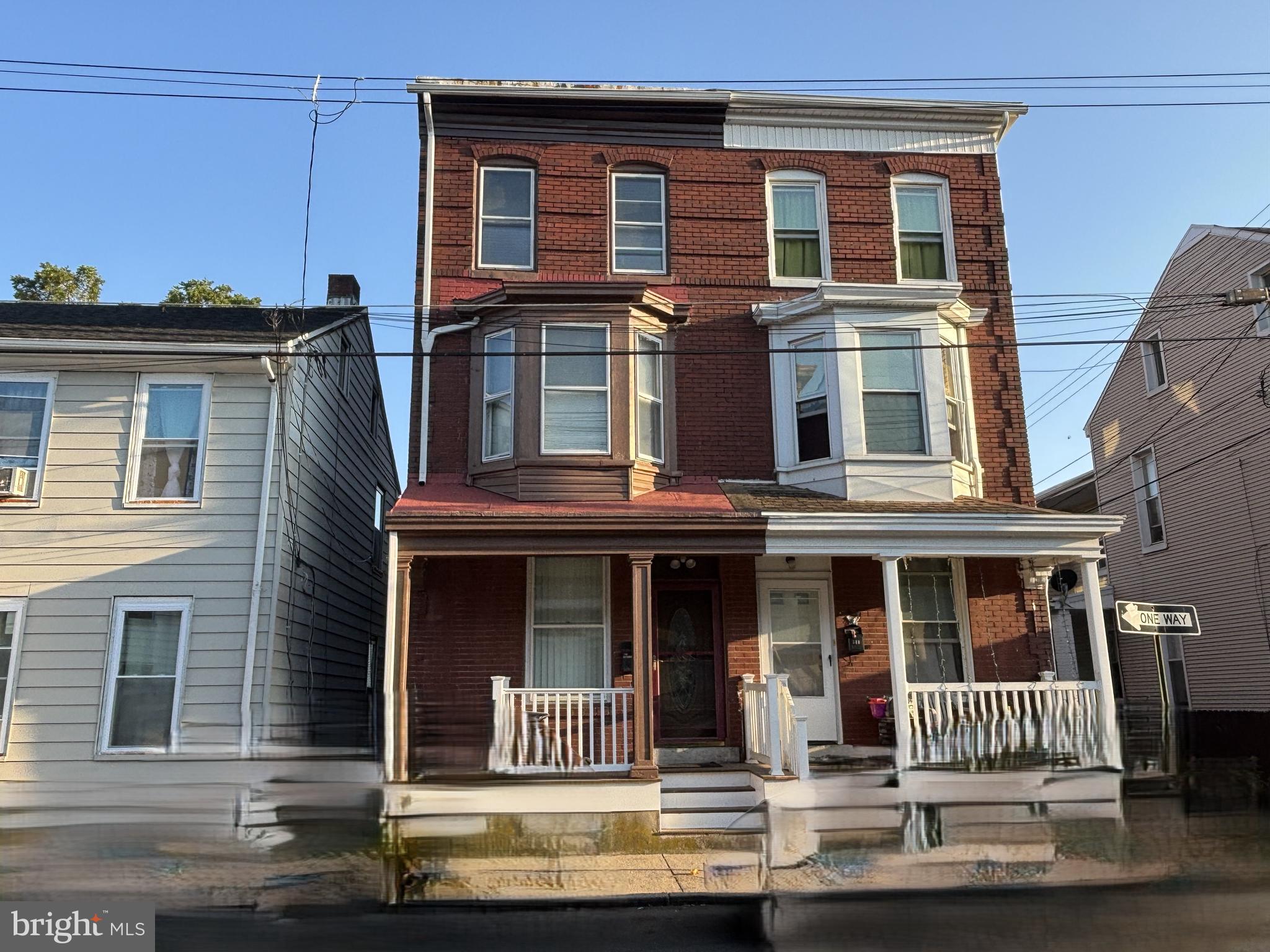 542 WEIDMAN STREET