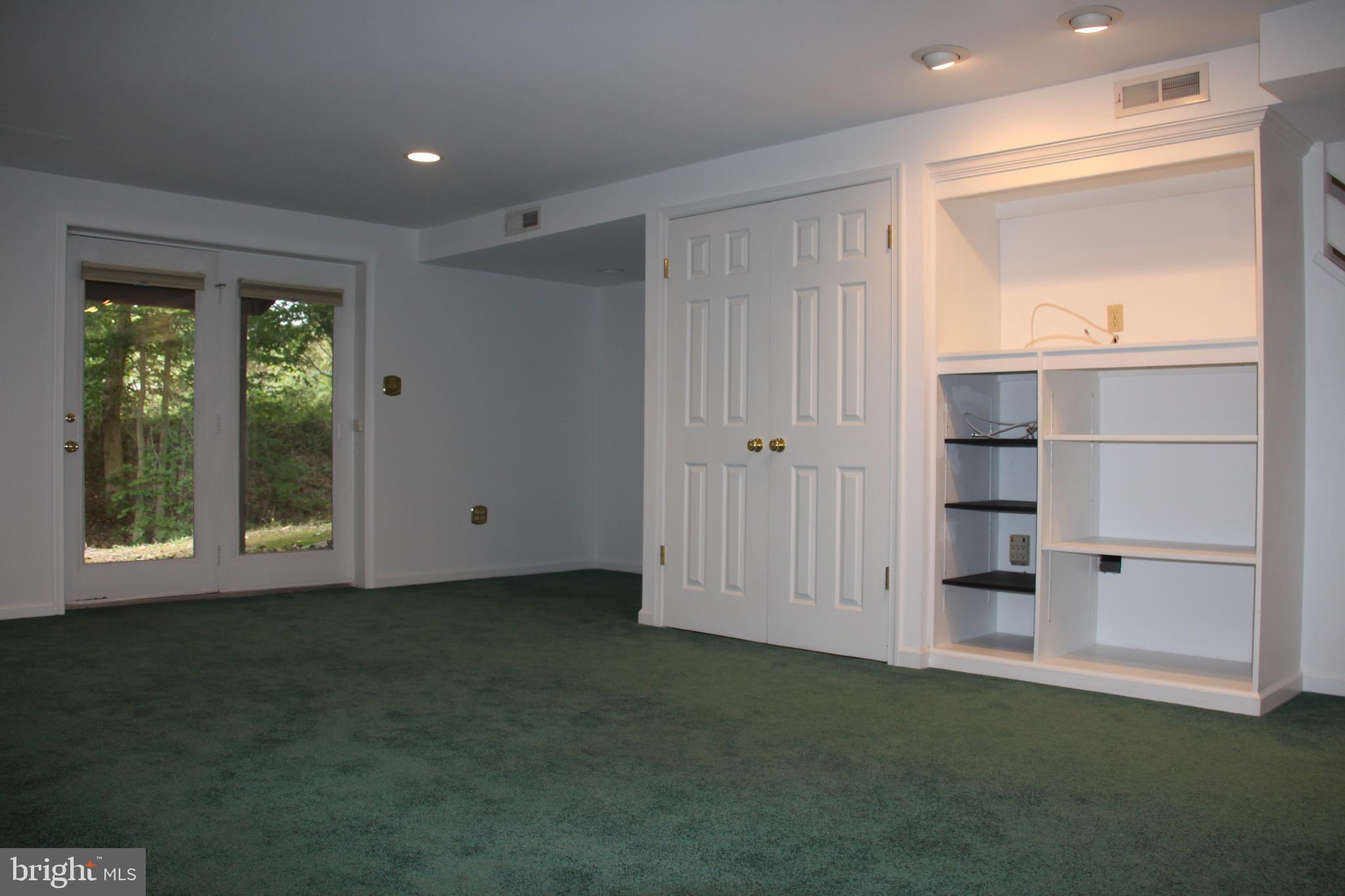 SPRINGHILL FARM - Residential Lease