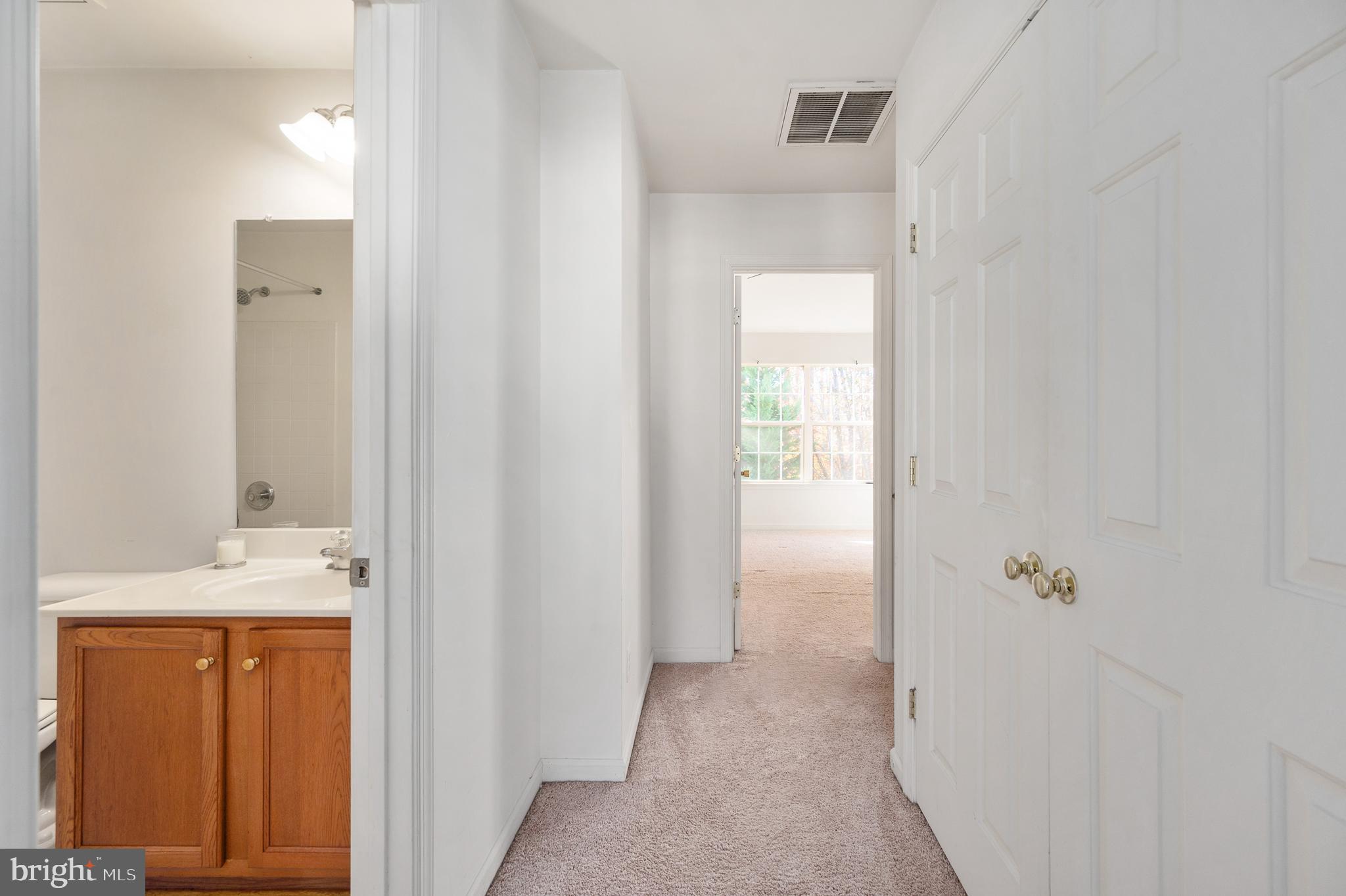 LAFAYETTE VILLAGE - Residential