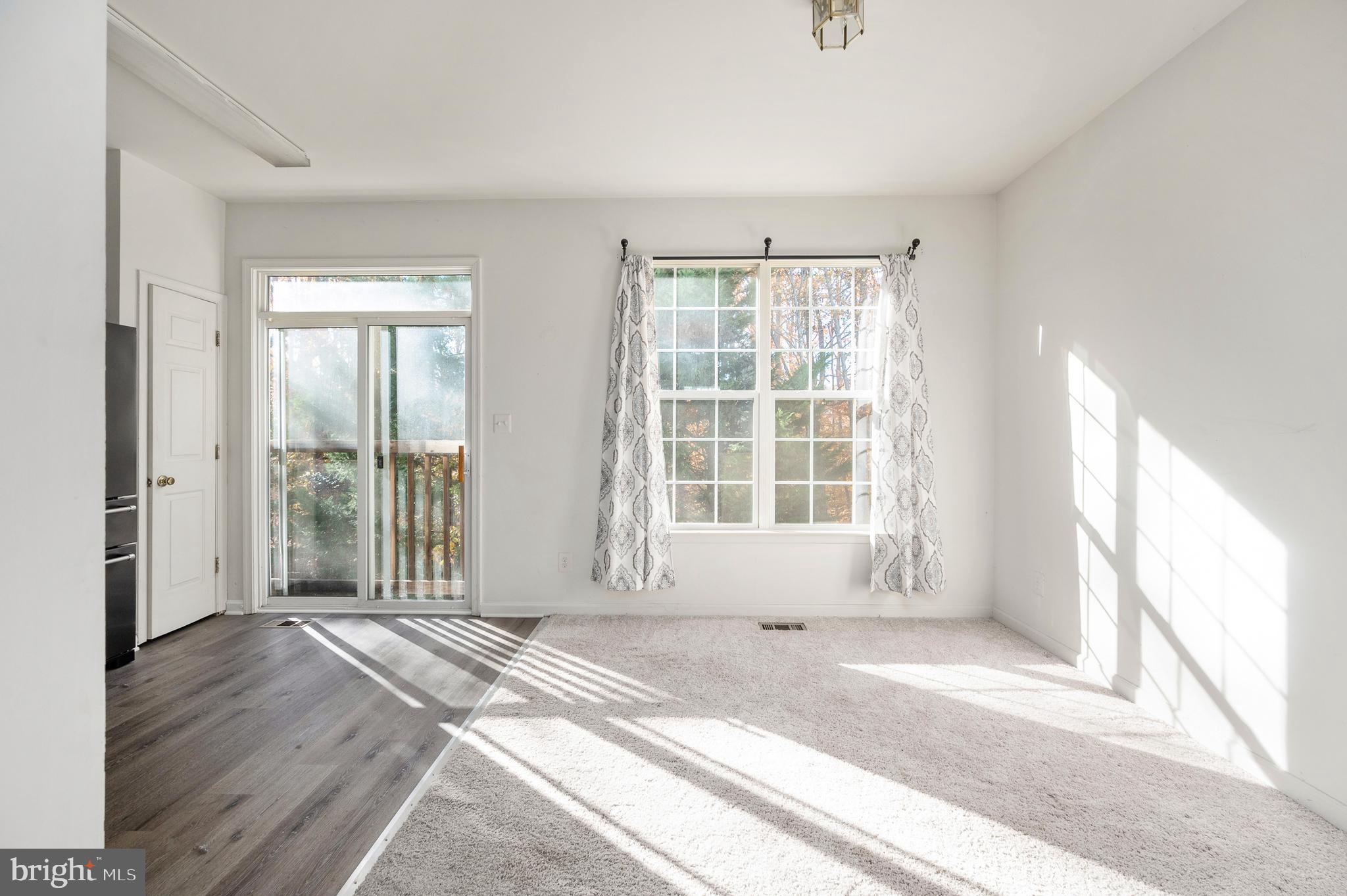 LAFAYETTE VILLAGE - Residential