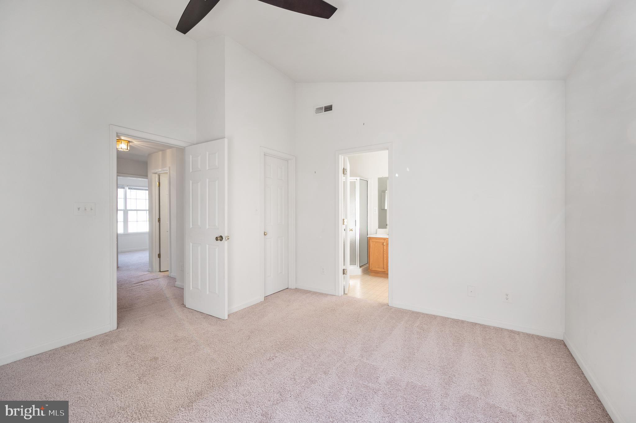 LAFAYETTE VILLAGE - Residential