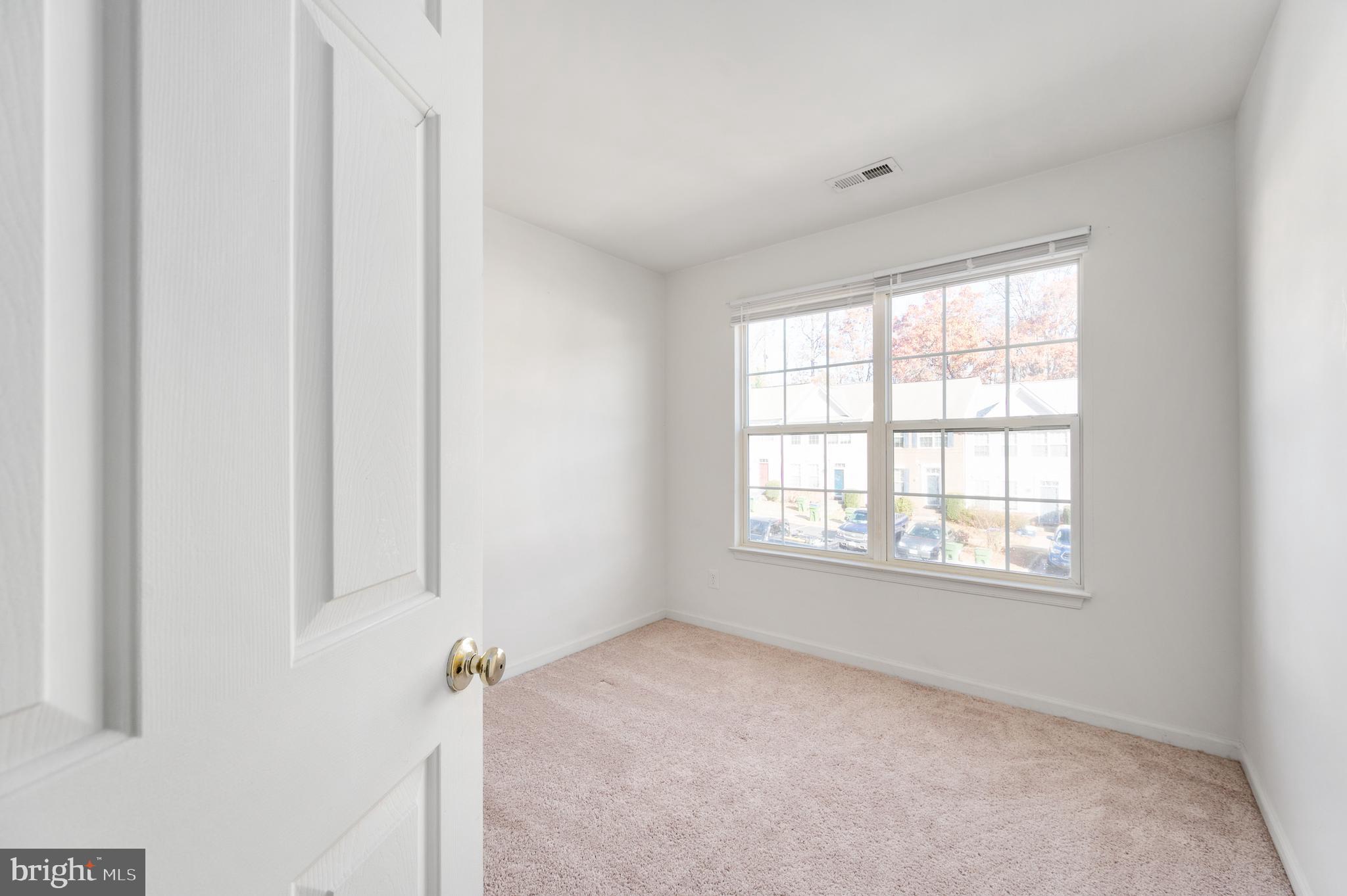 LAFAYETTE VILLAGE - Residential