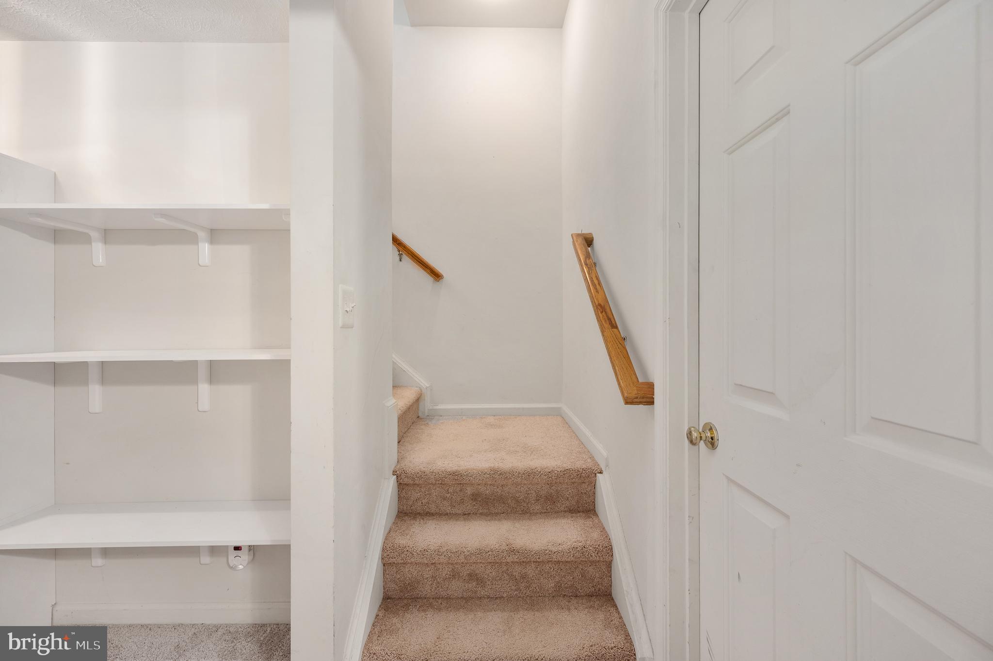 LAFAYETTE VILLAGE - Residential