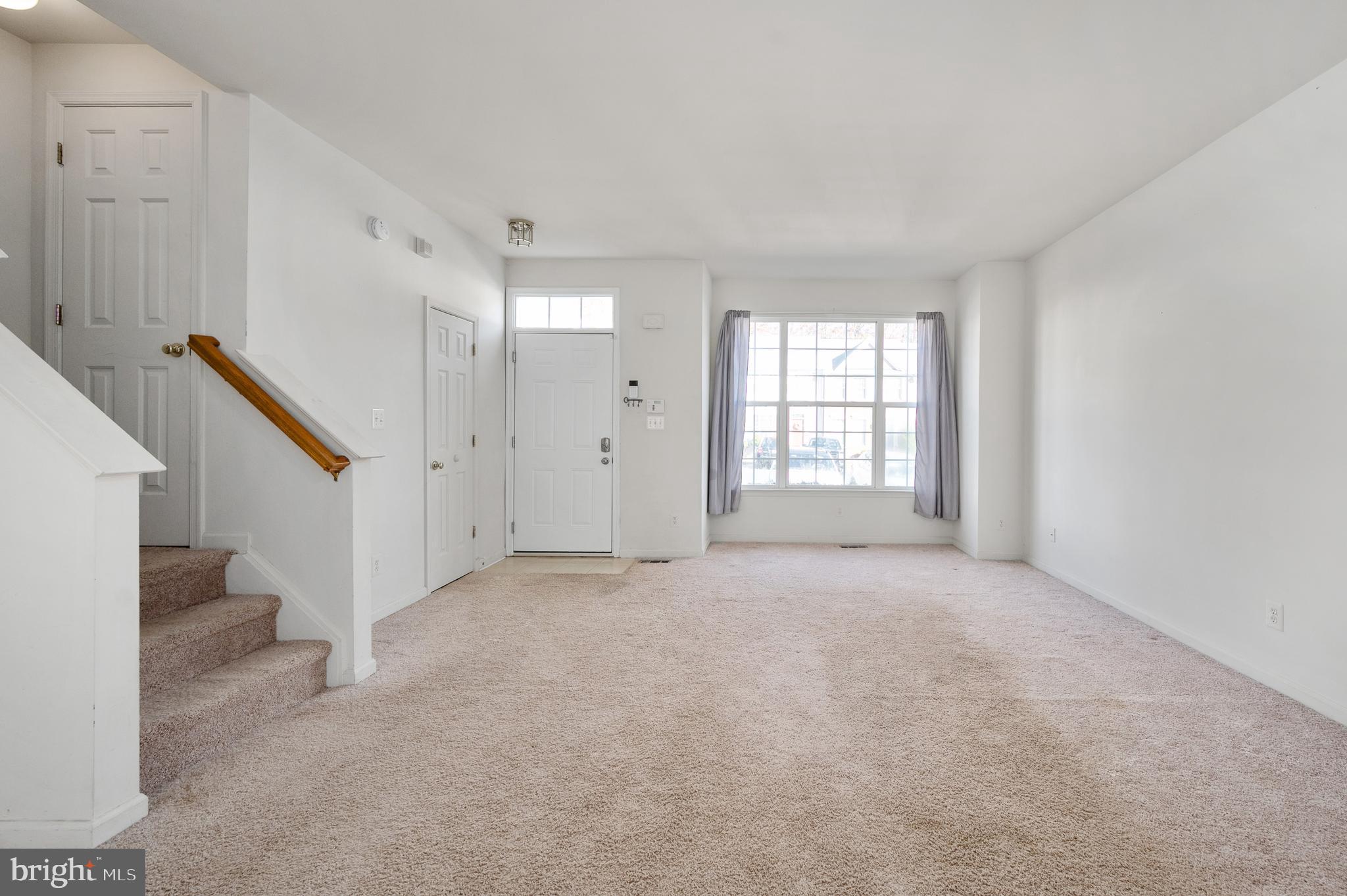 LAFAYETTE VILLAGE - Residential