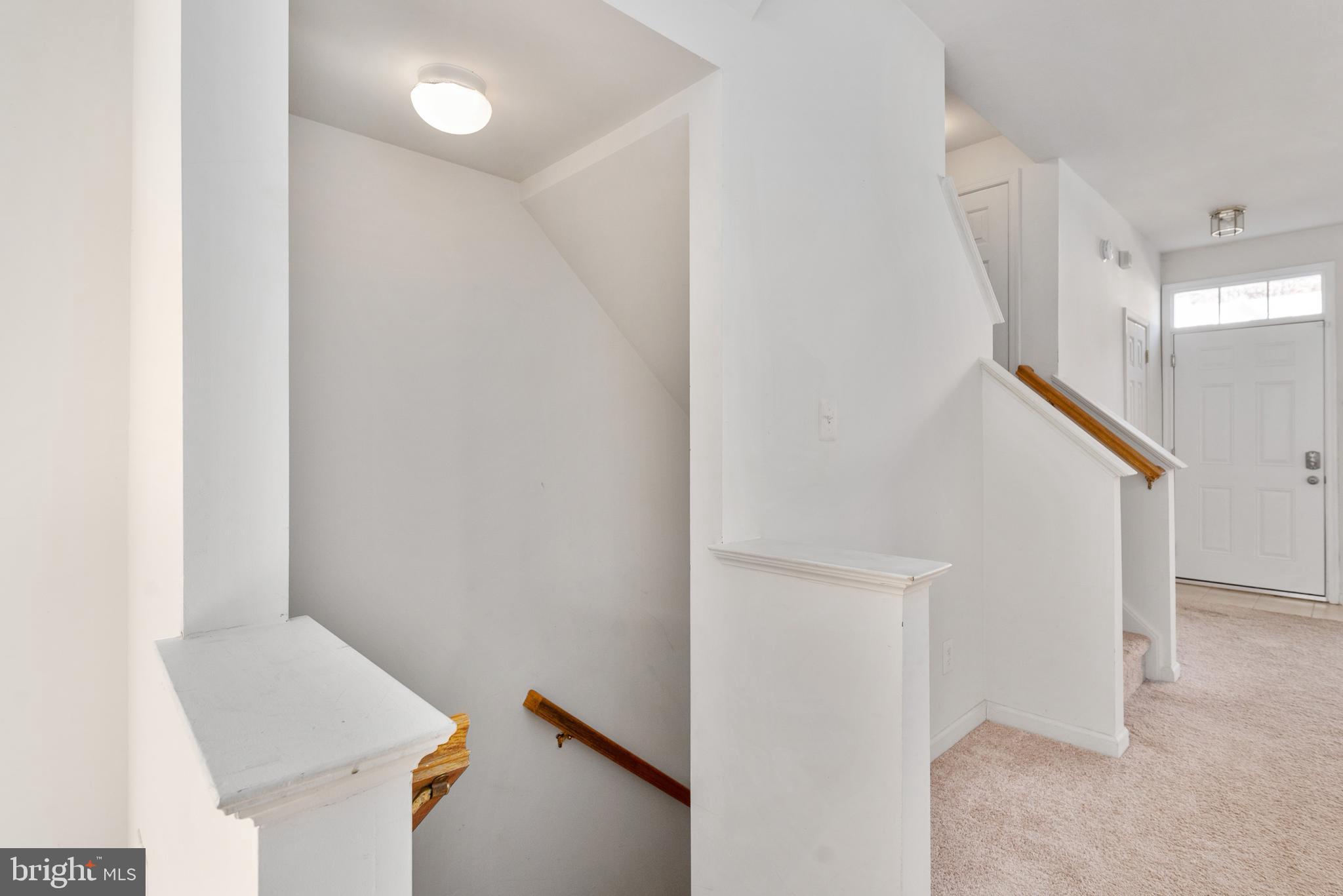 LAFAYETTE VILLAGE - Residential