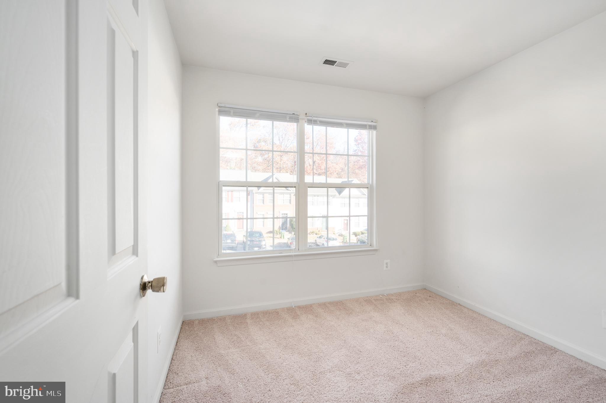 LAFAYETTE VILLAGE - Residential