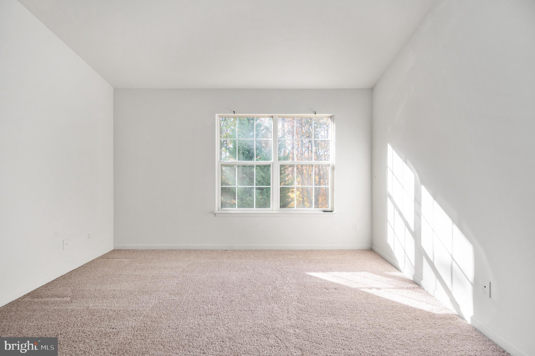 LAFAYETTE VILLAGE - Residential