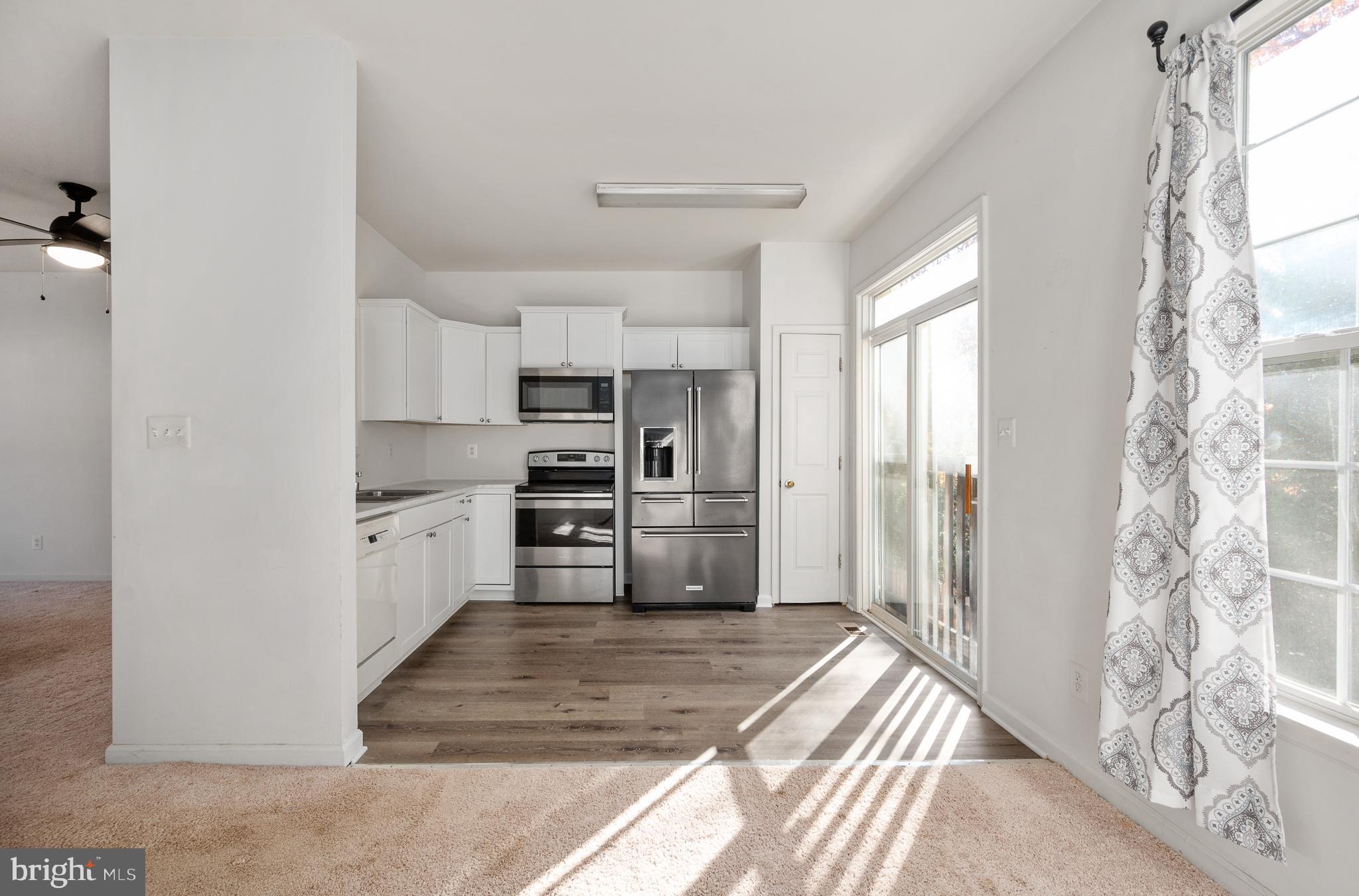 LAFAYETTE VILLAGE - Residential