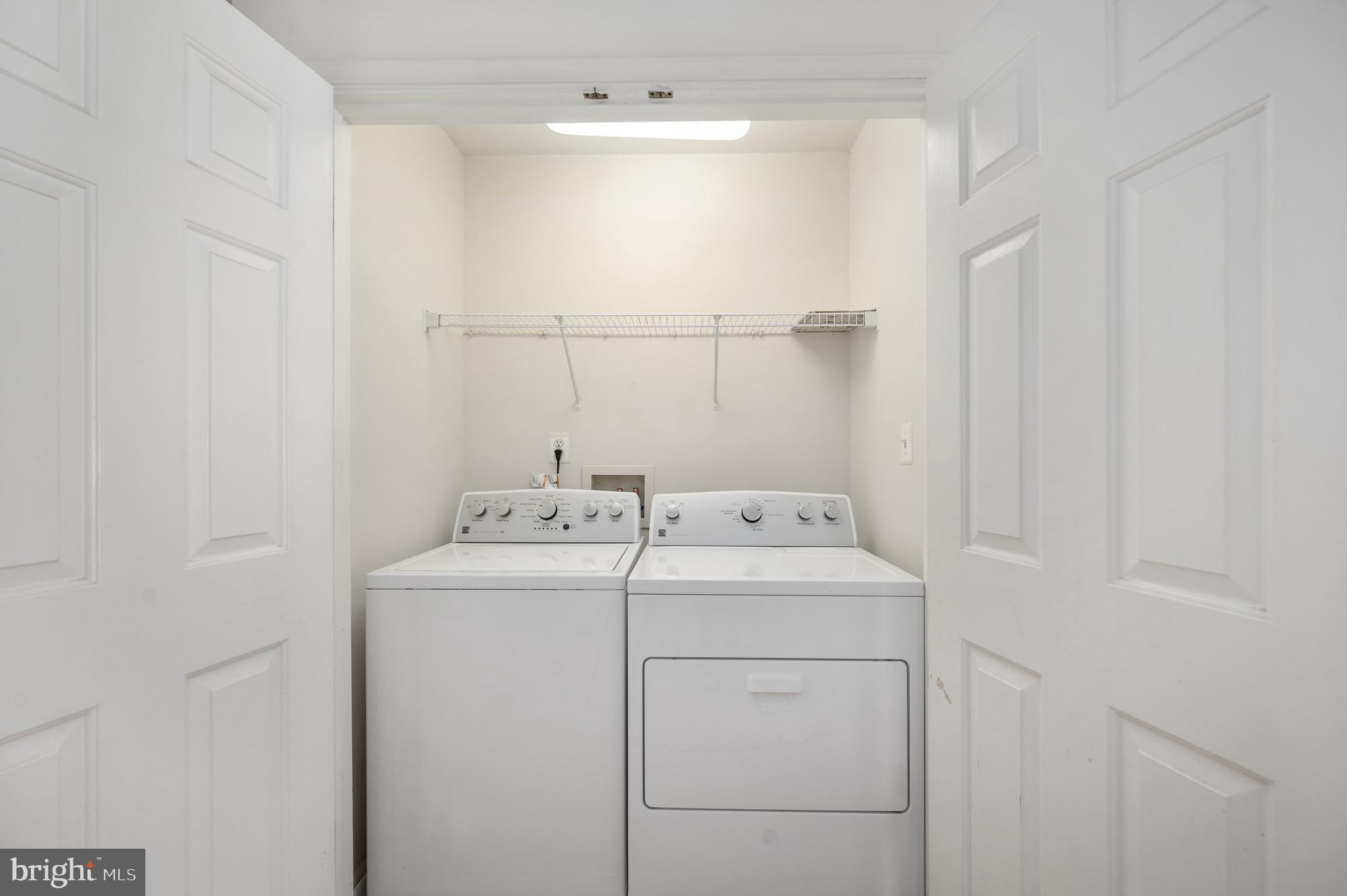 LAFAYETTE VILLAGE - Residential