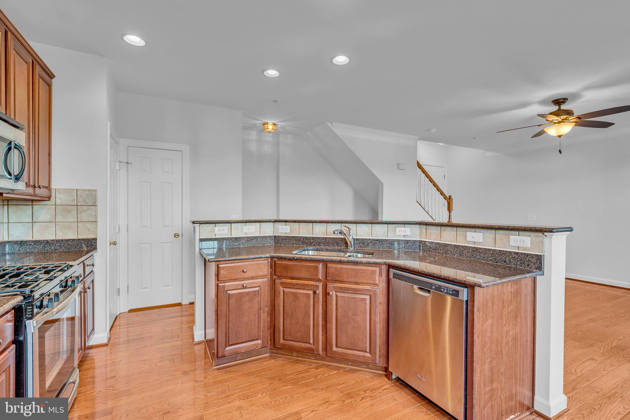 COPPERMINE CROSSING - Residential