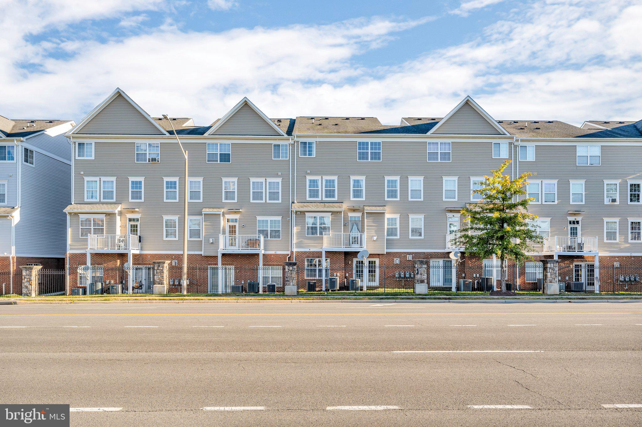 COPPERMINE CROSSING - Residential