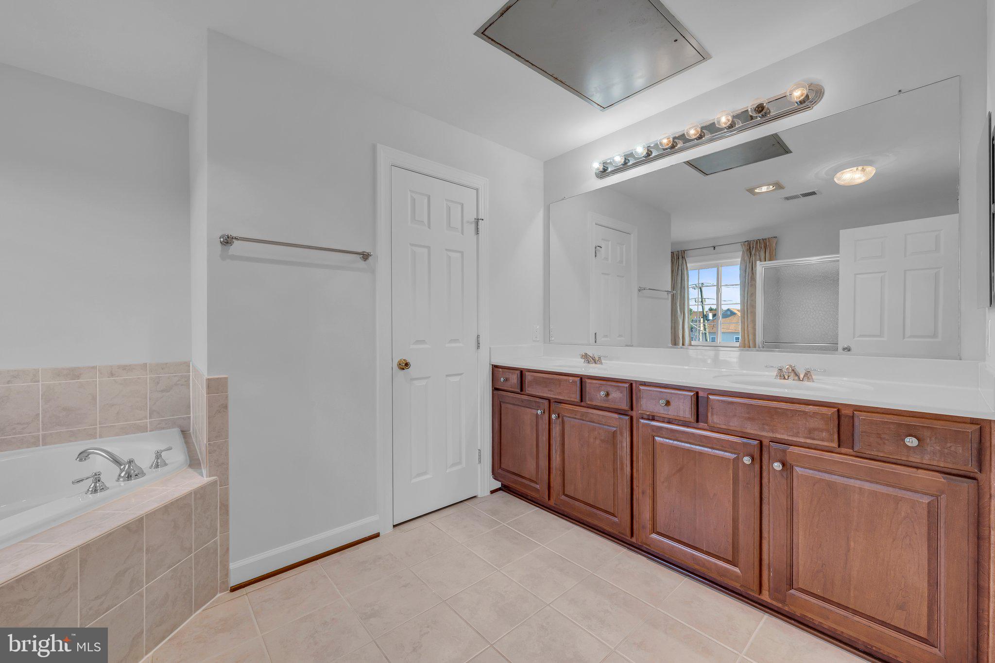 COPPERMINE CROSSING - Residential