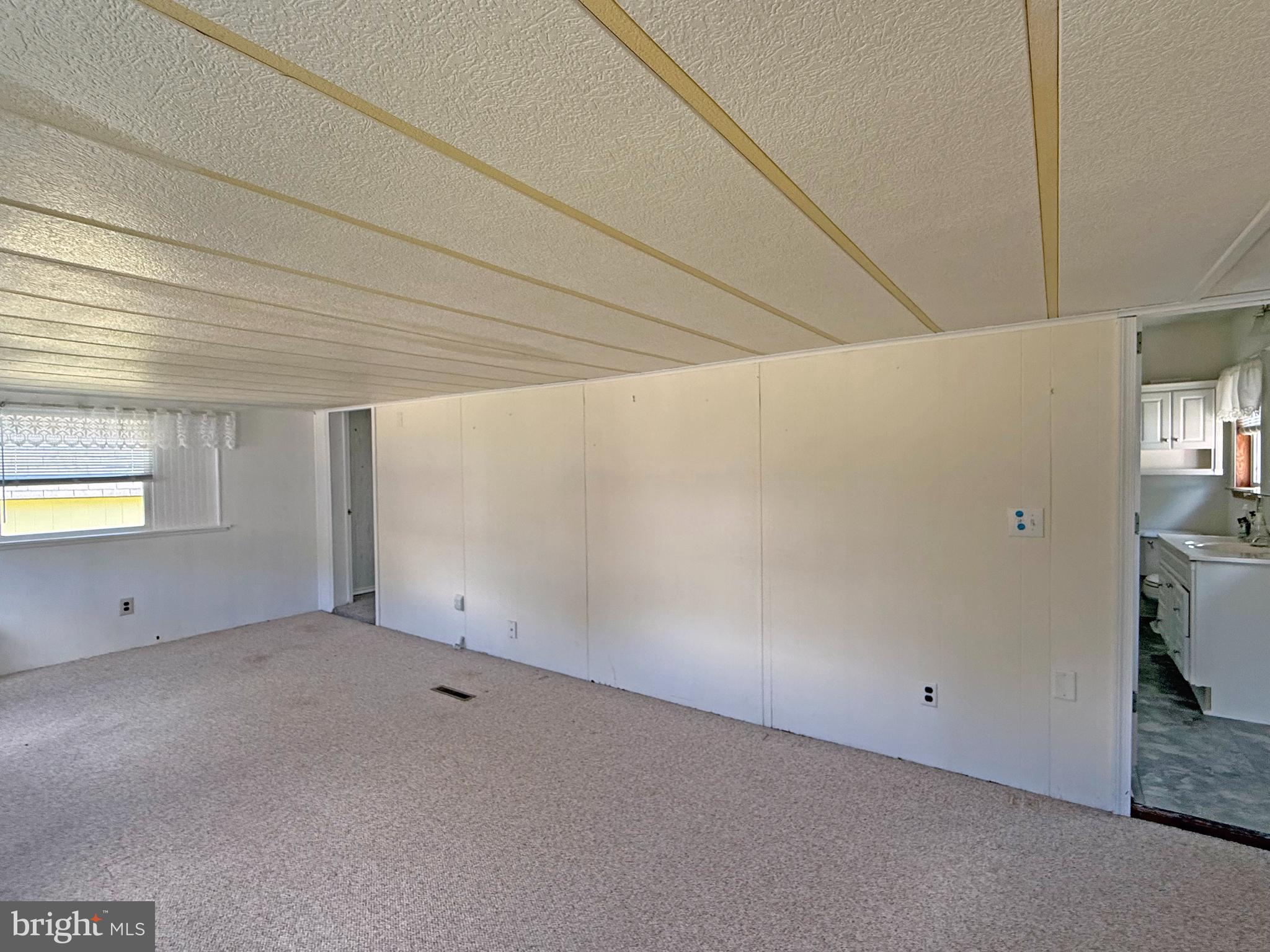 CAMELOT MHP - Residential