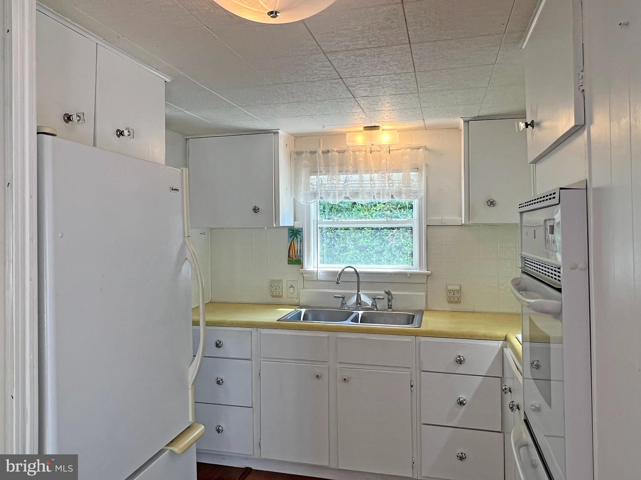 CAMELOT MHP - Residential