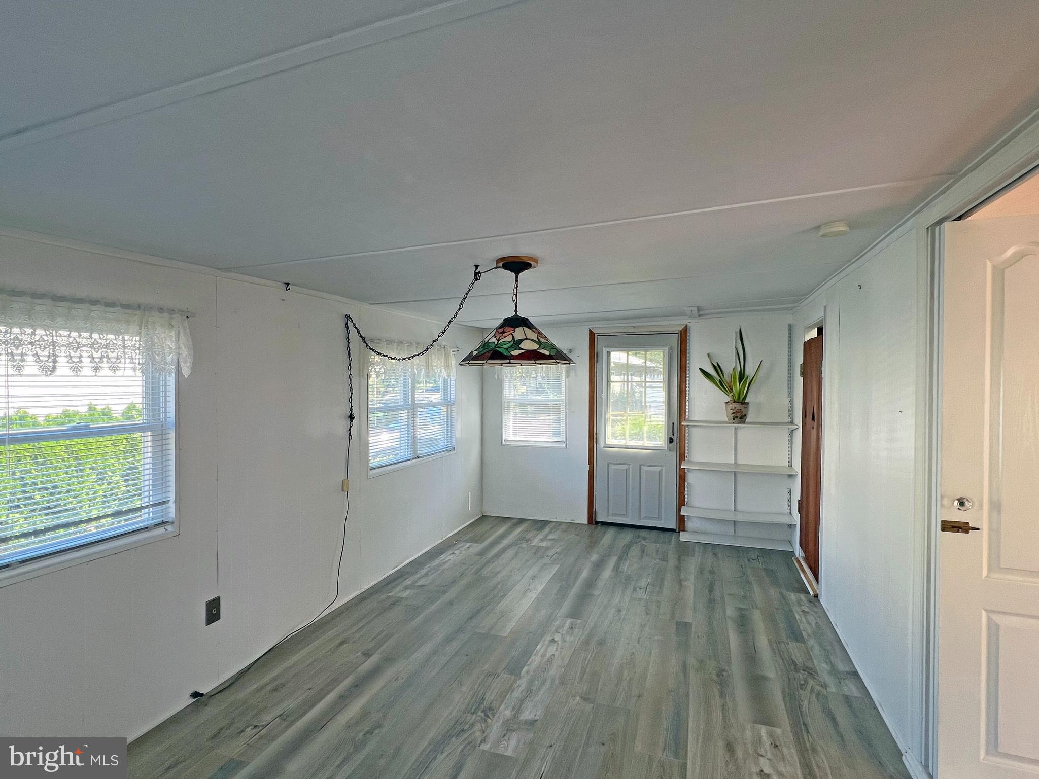 CAMELOT MHP - Residential